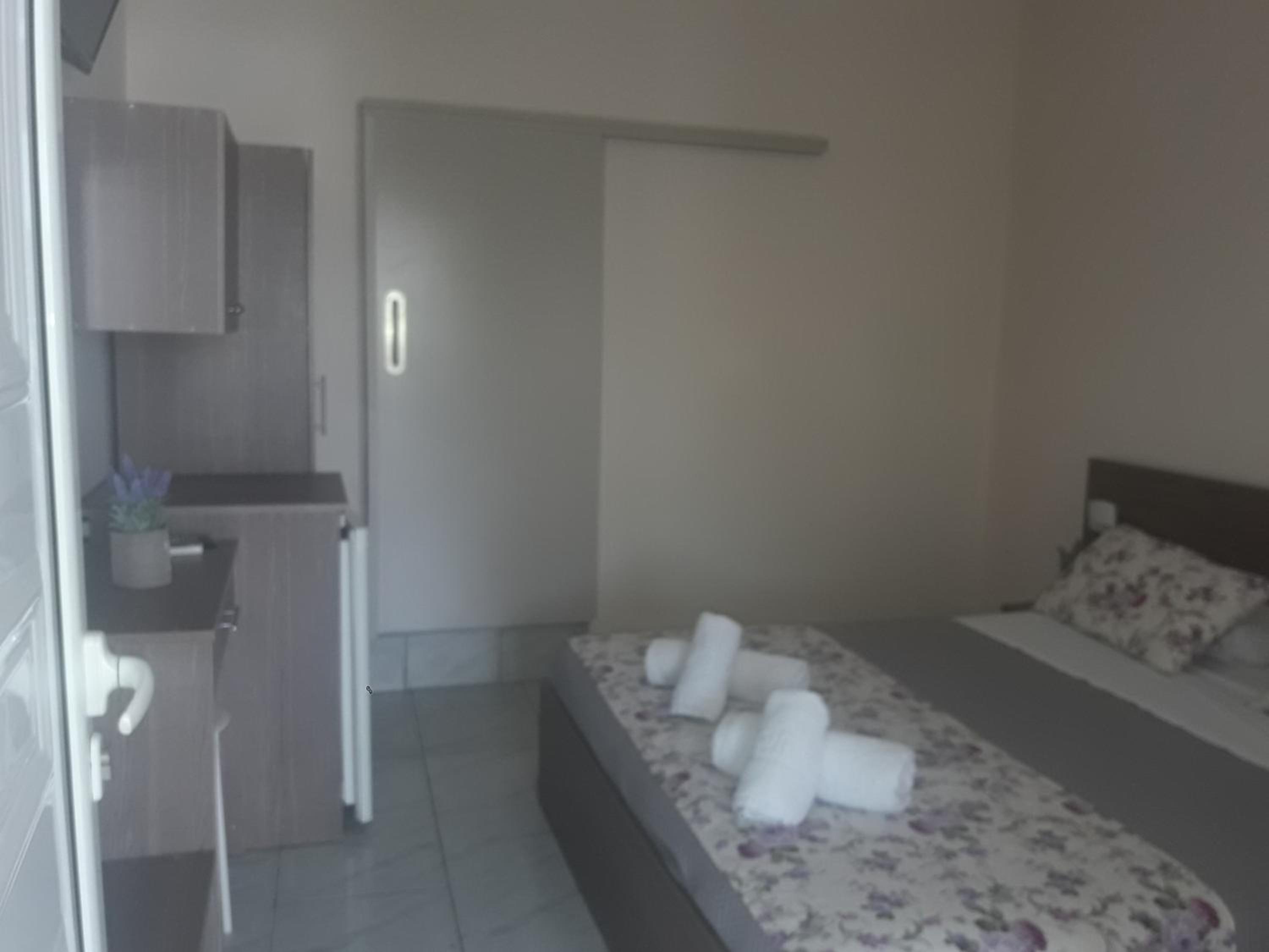 The Garden Apartments photo 5