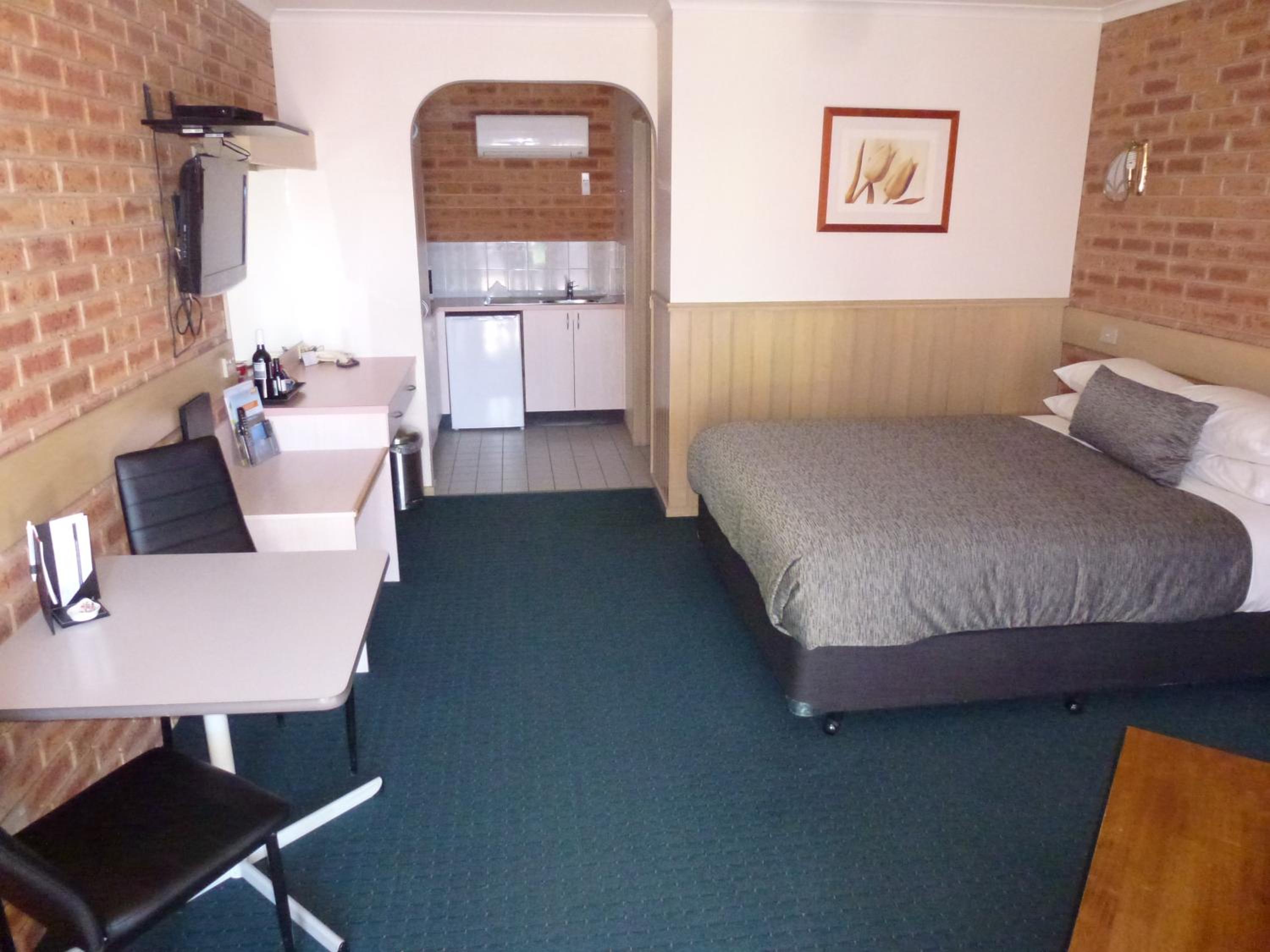 Colonial Motor Inn Bairnsdale Golden Chain Property