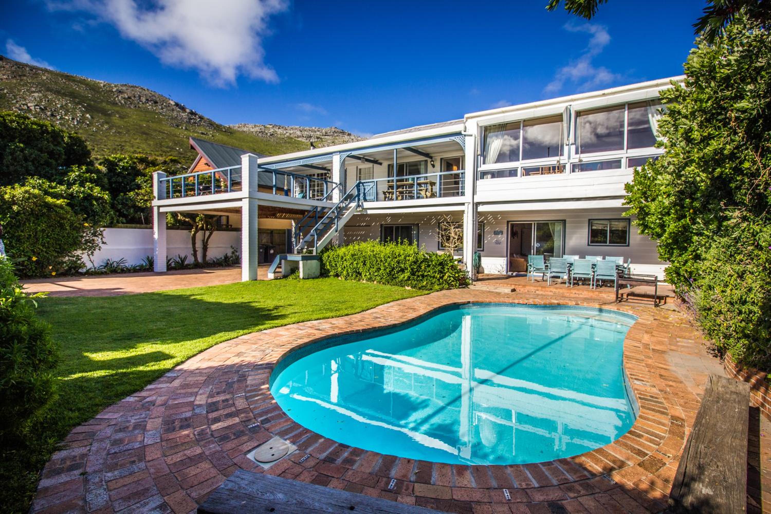 Atlantic Dream Beachfront Villa view 2