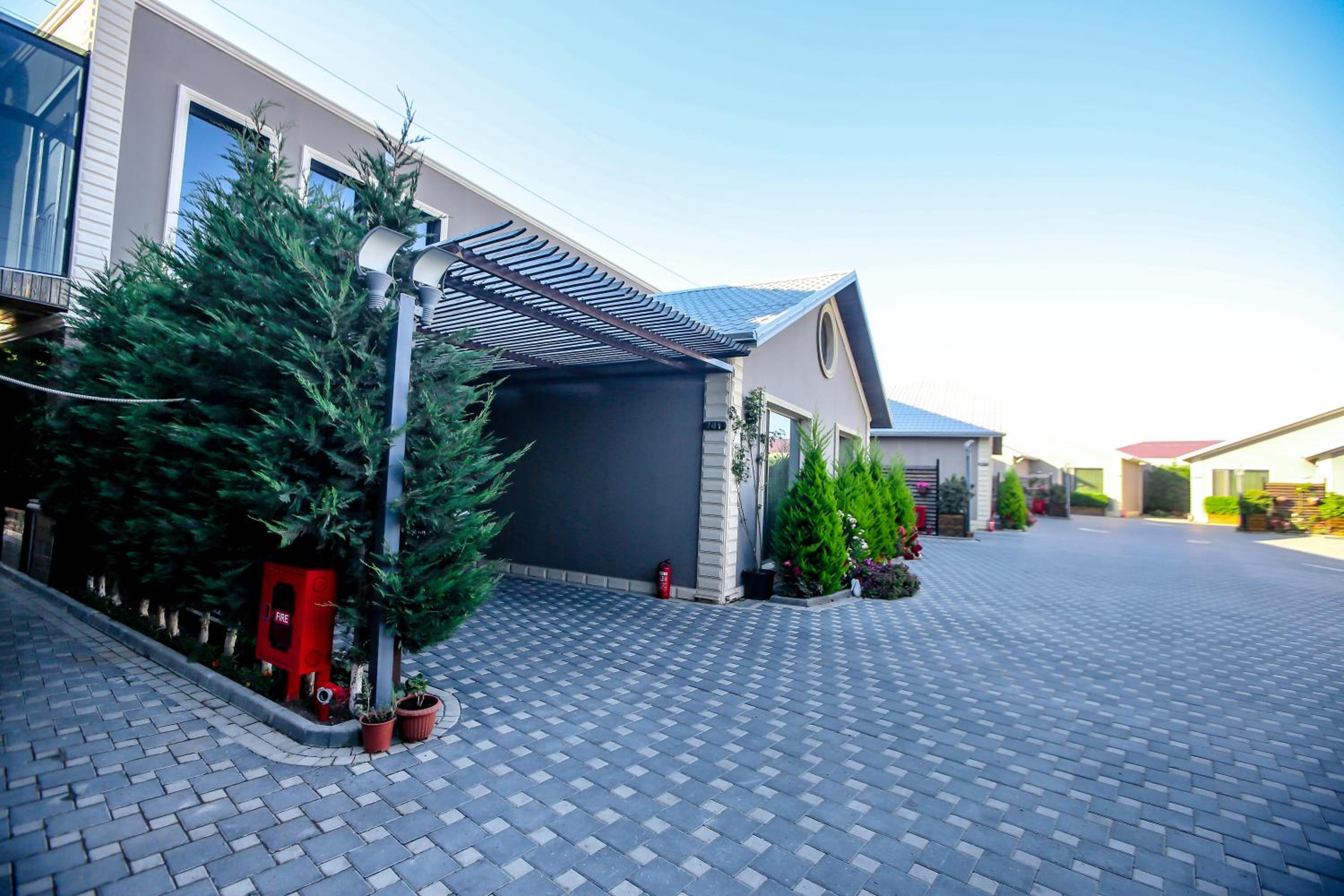 Armada Villa Hotel