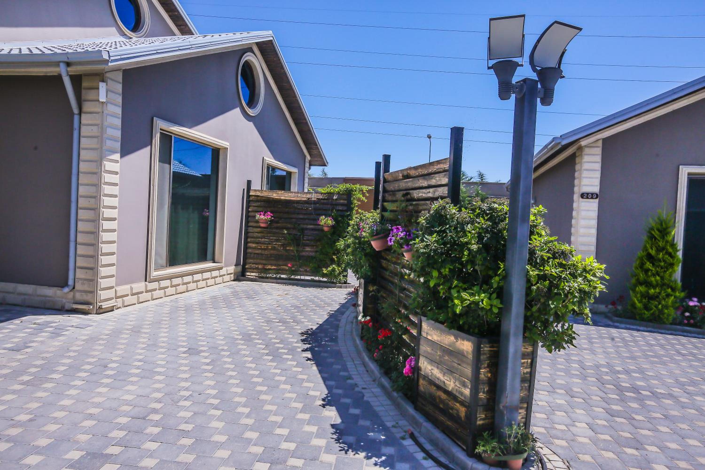 Armada Villa Hotel