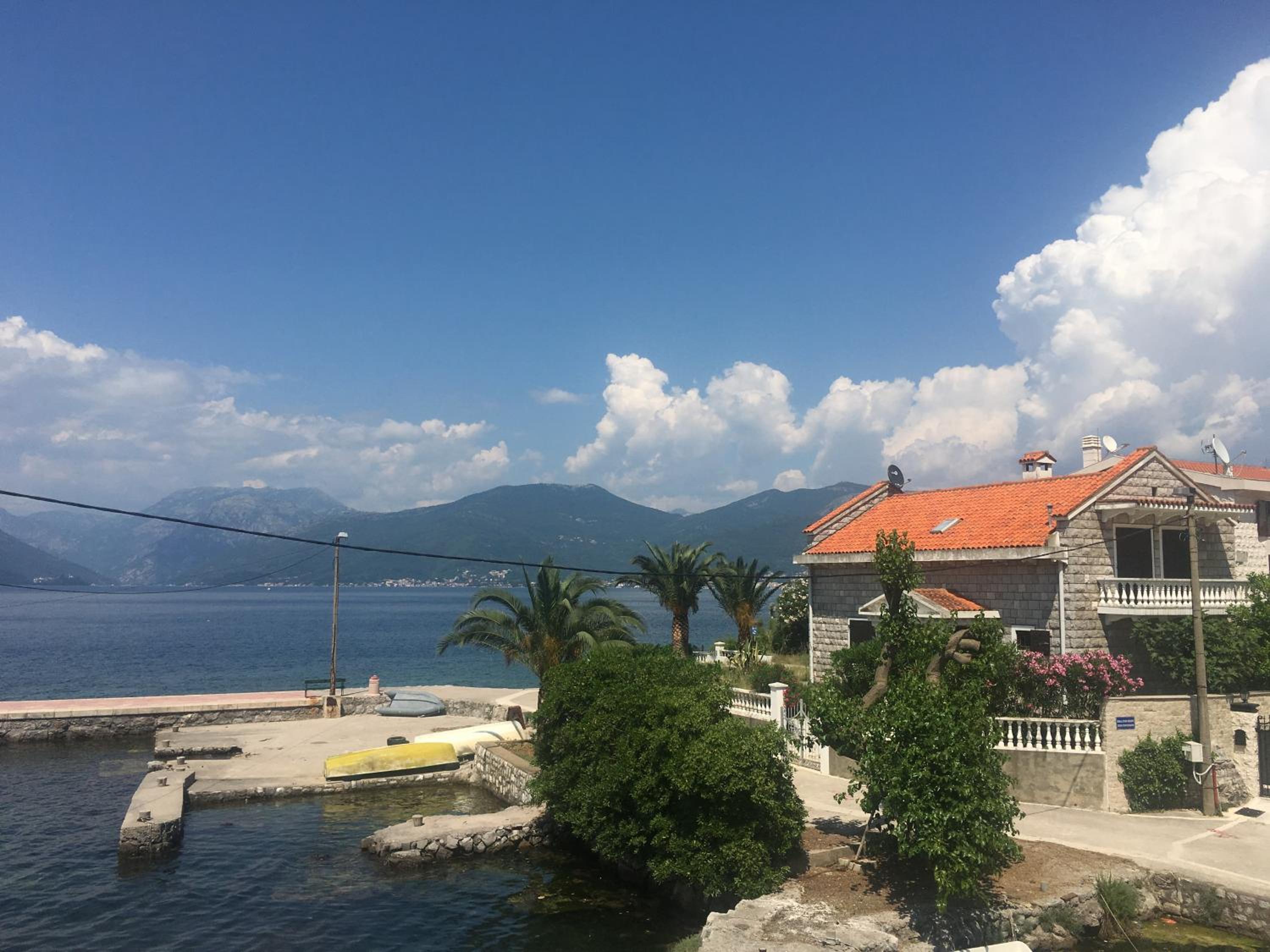 Studio Apartments Krasici view 3