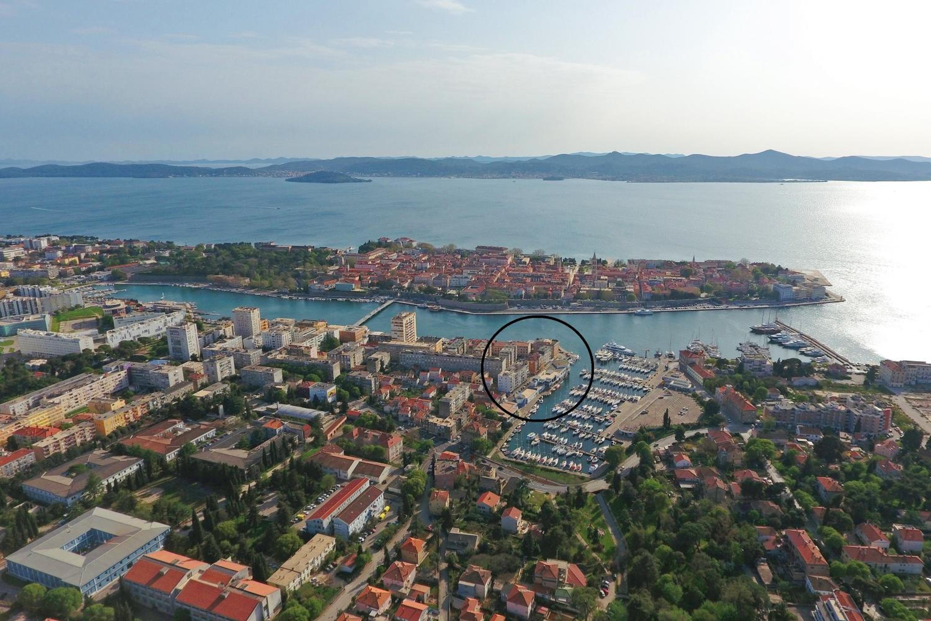 Hotel City Marine Luxury Apartments - Image 1