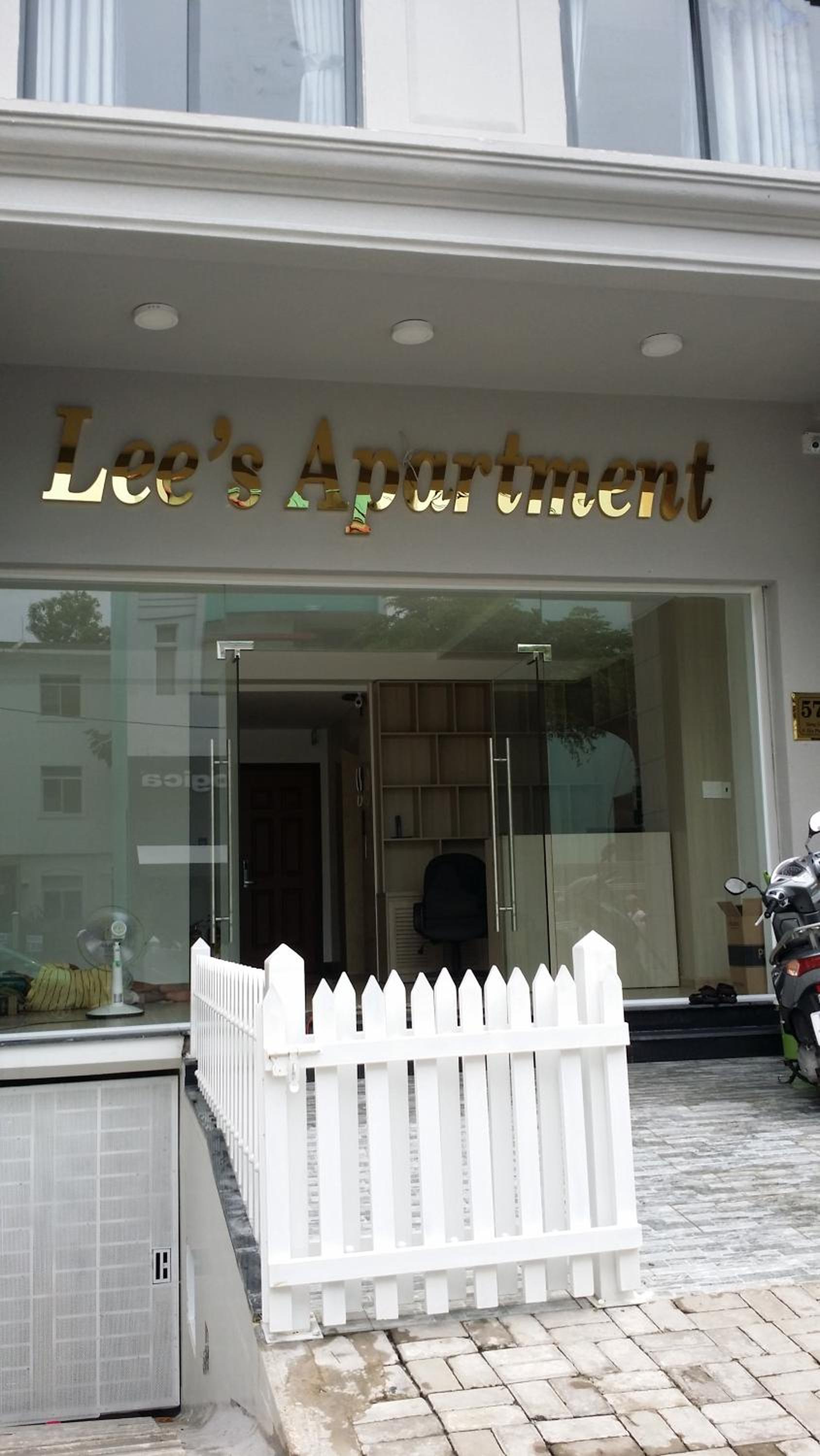 Lee's Apartment