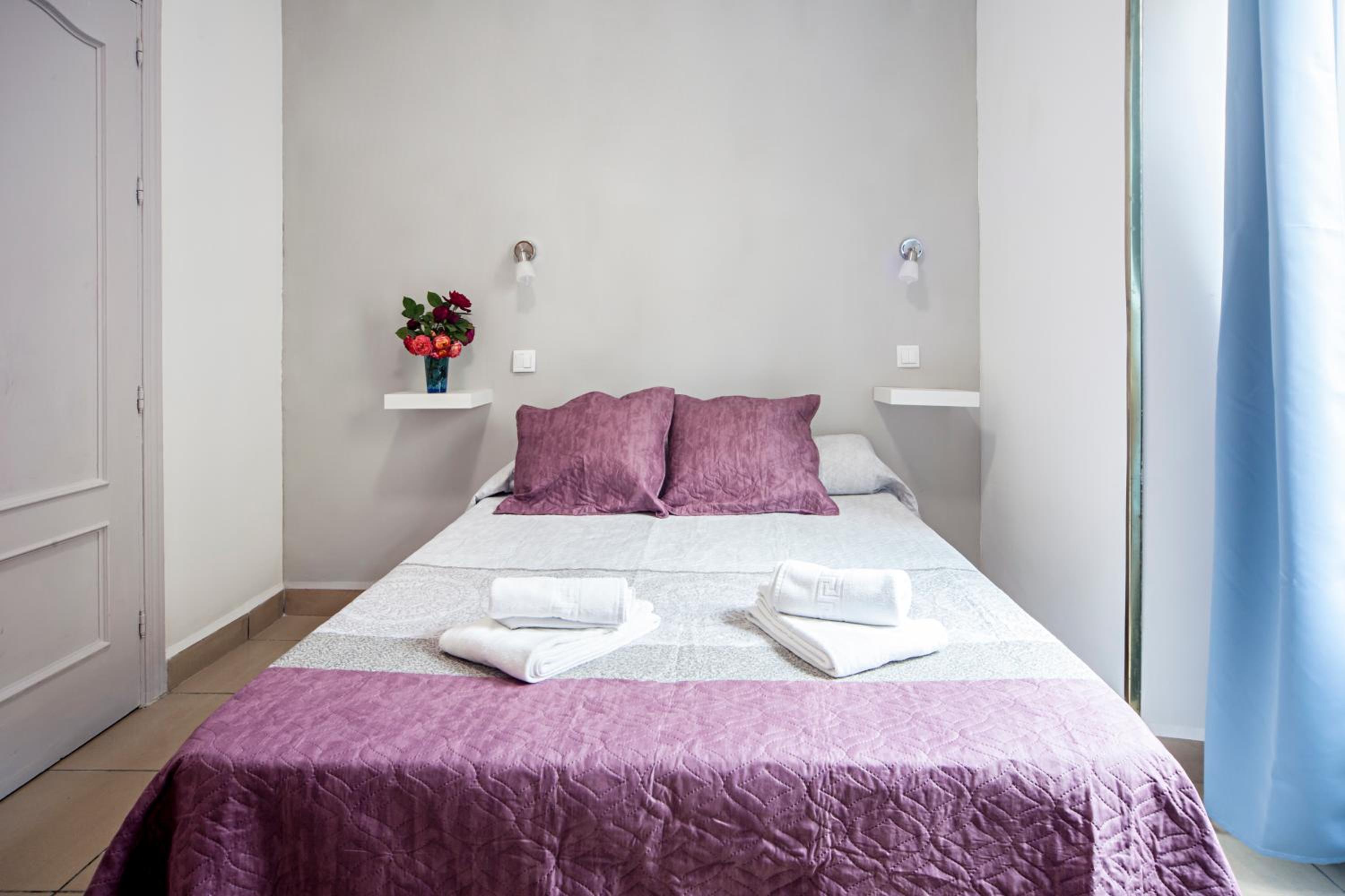 Hostal Inter Plaza Mayor AUTO CHECK IN