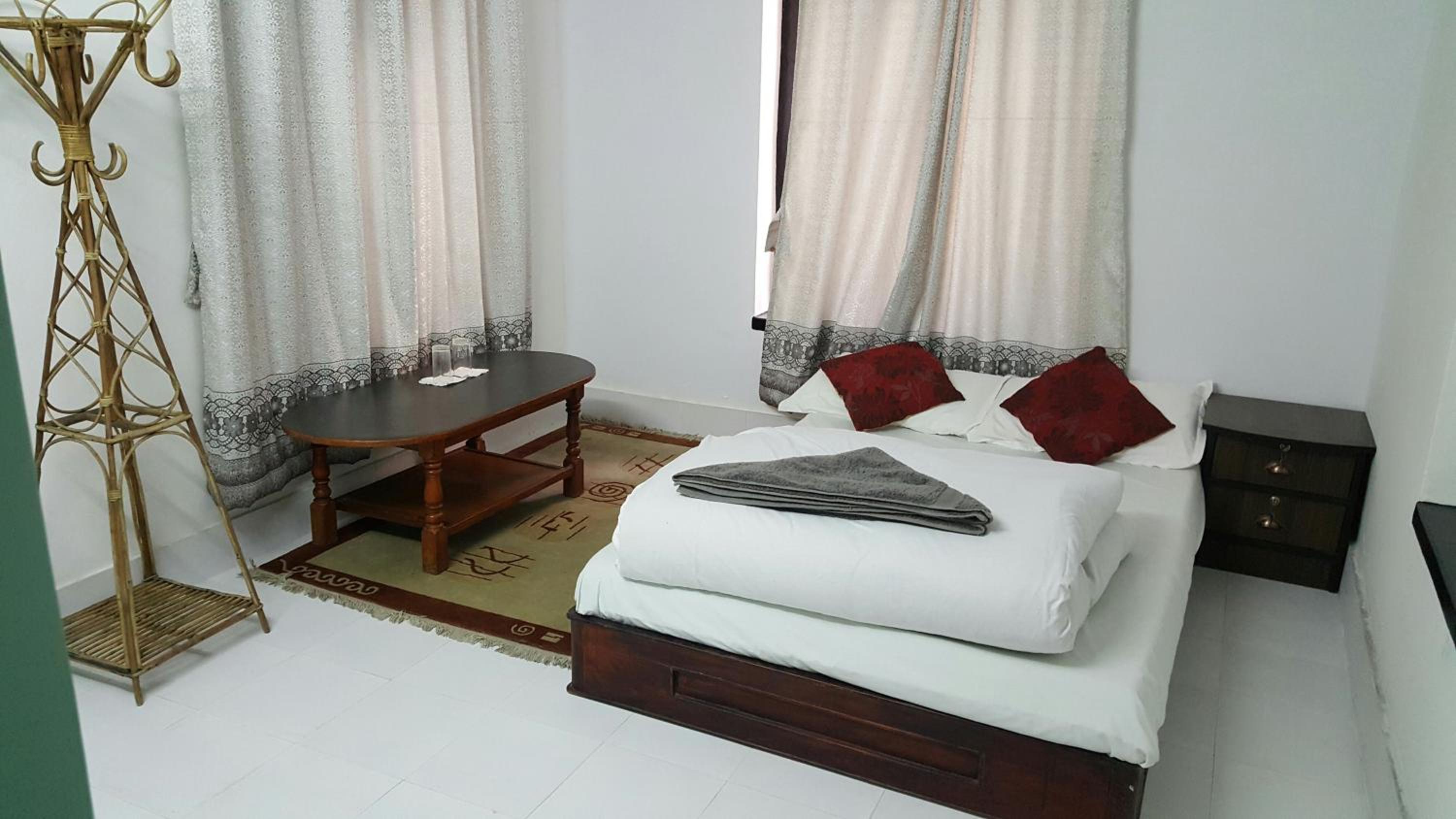BnB Royal Tourist House Near Tourist Bus Station in Thamel