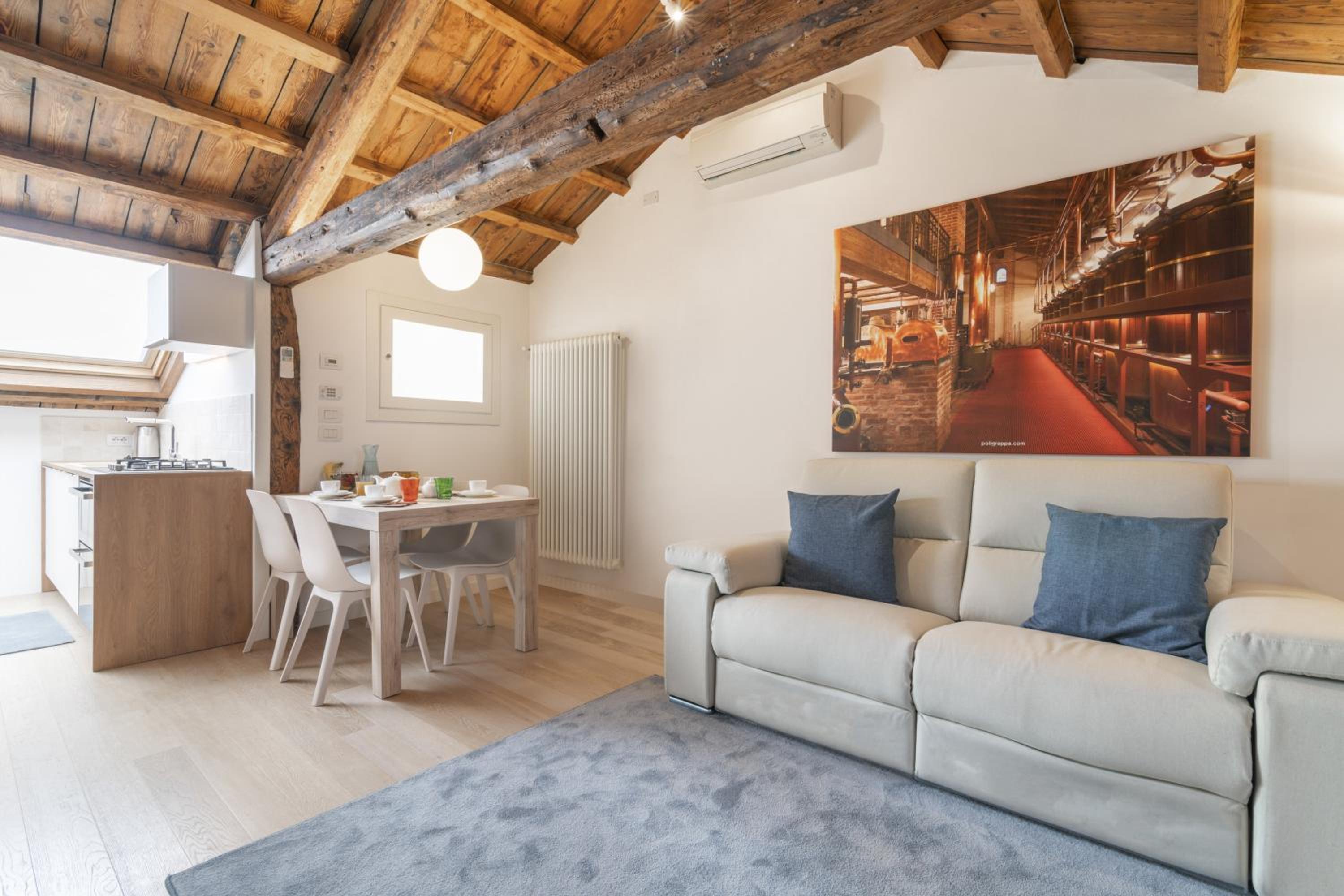 Poli Grappa Suite