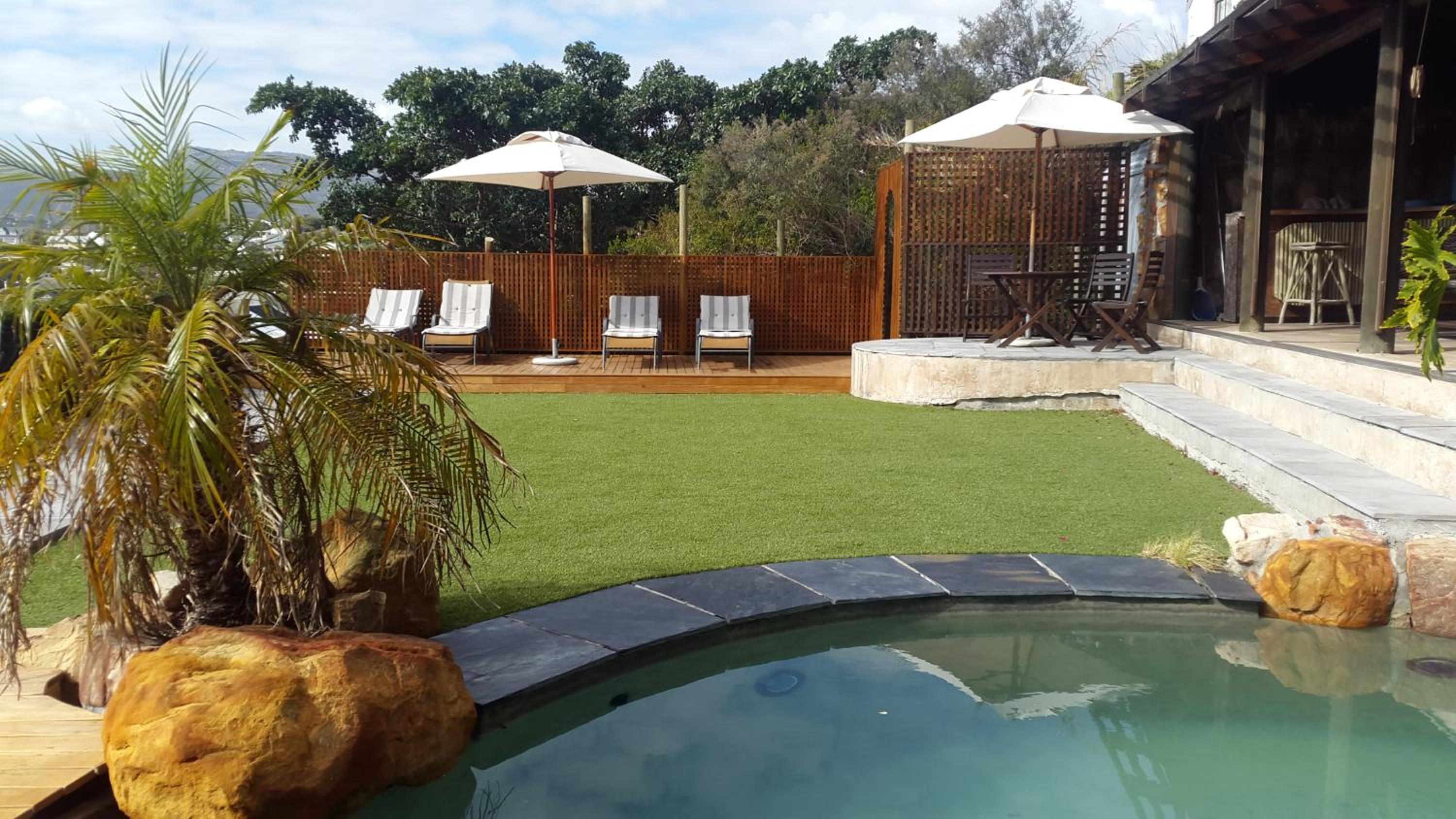 African Violet Guest Suites