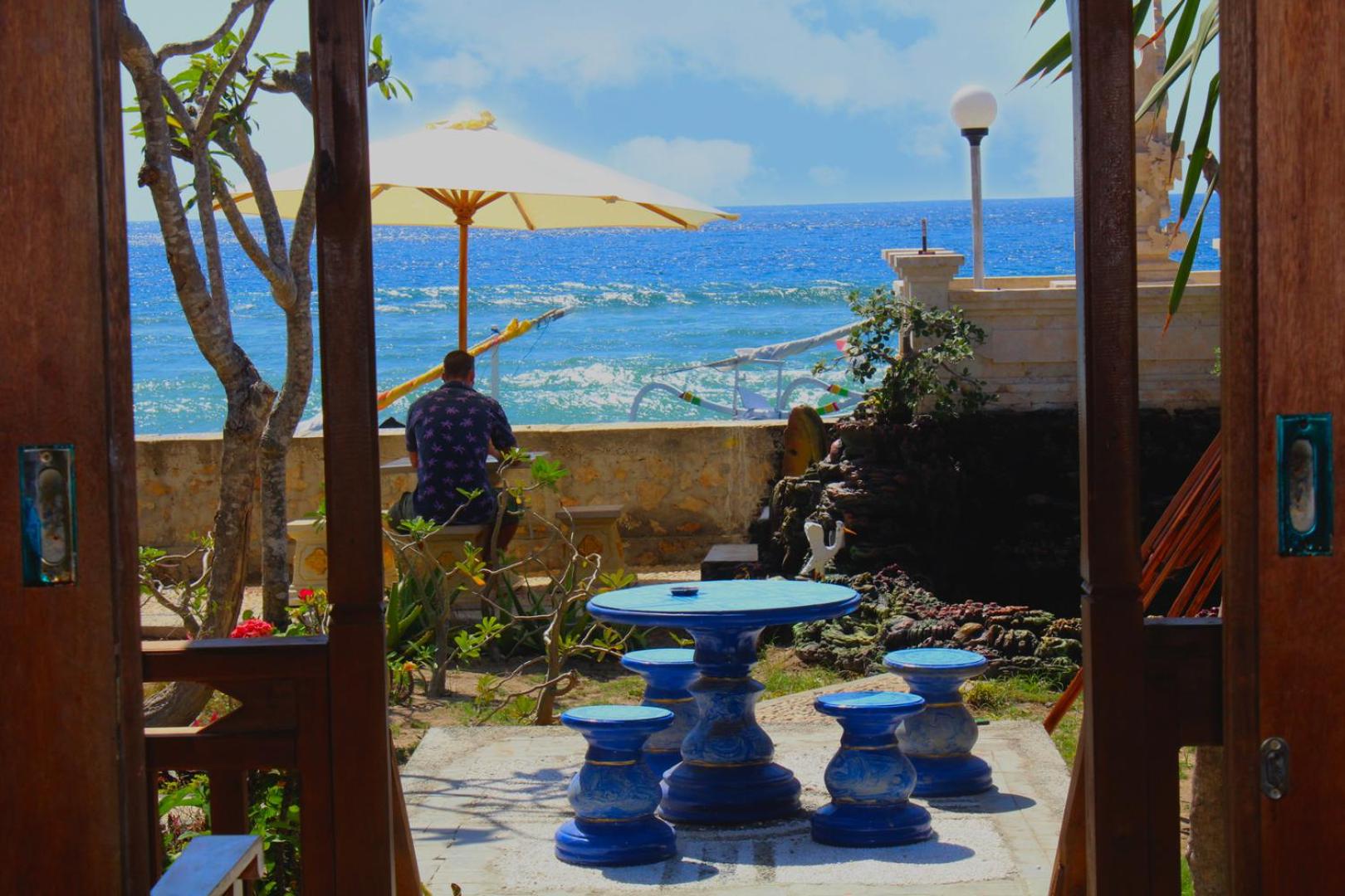 Swan Beach Inn