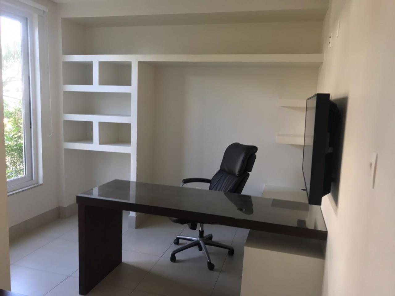 Casa 450m2 Laguna Internacional