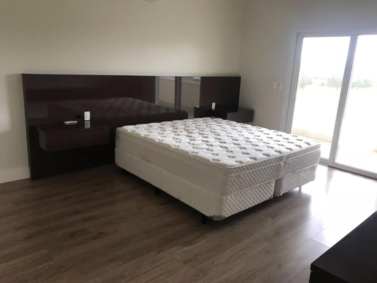 Casa 450m2 Laguna Internacional