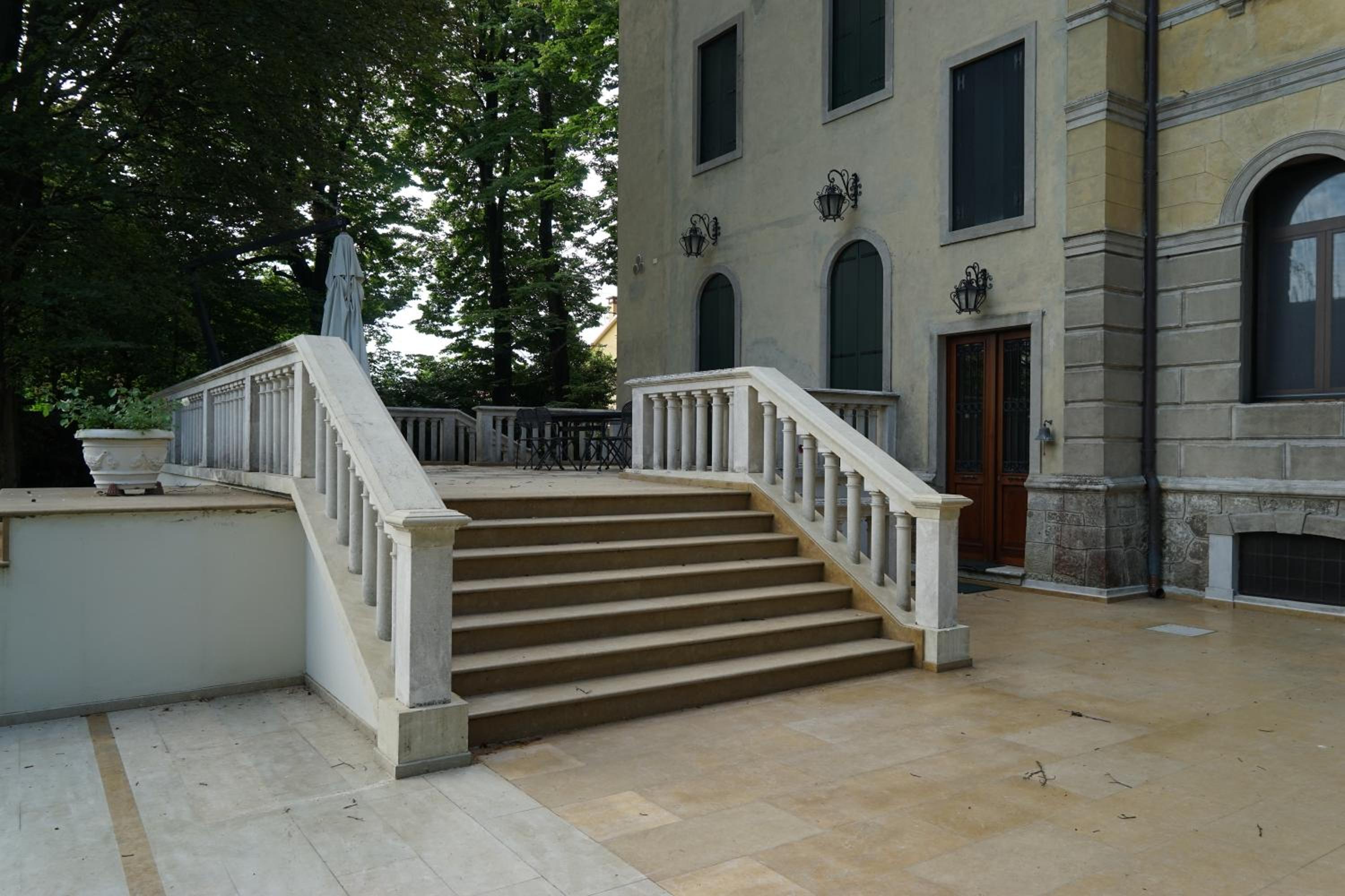 Villa Paola view 3