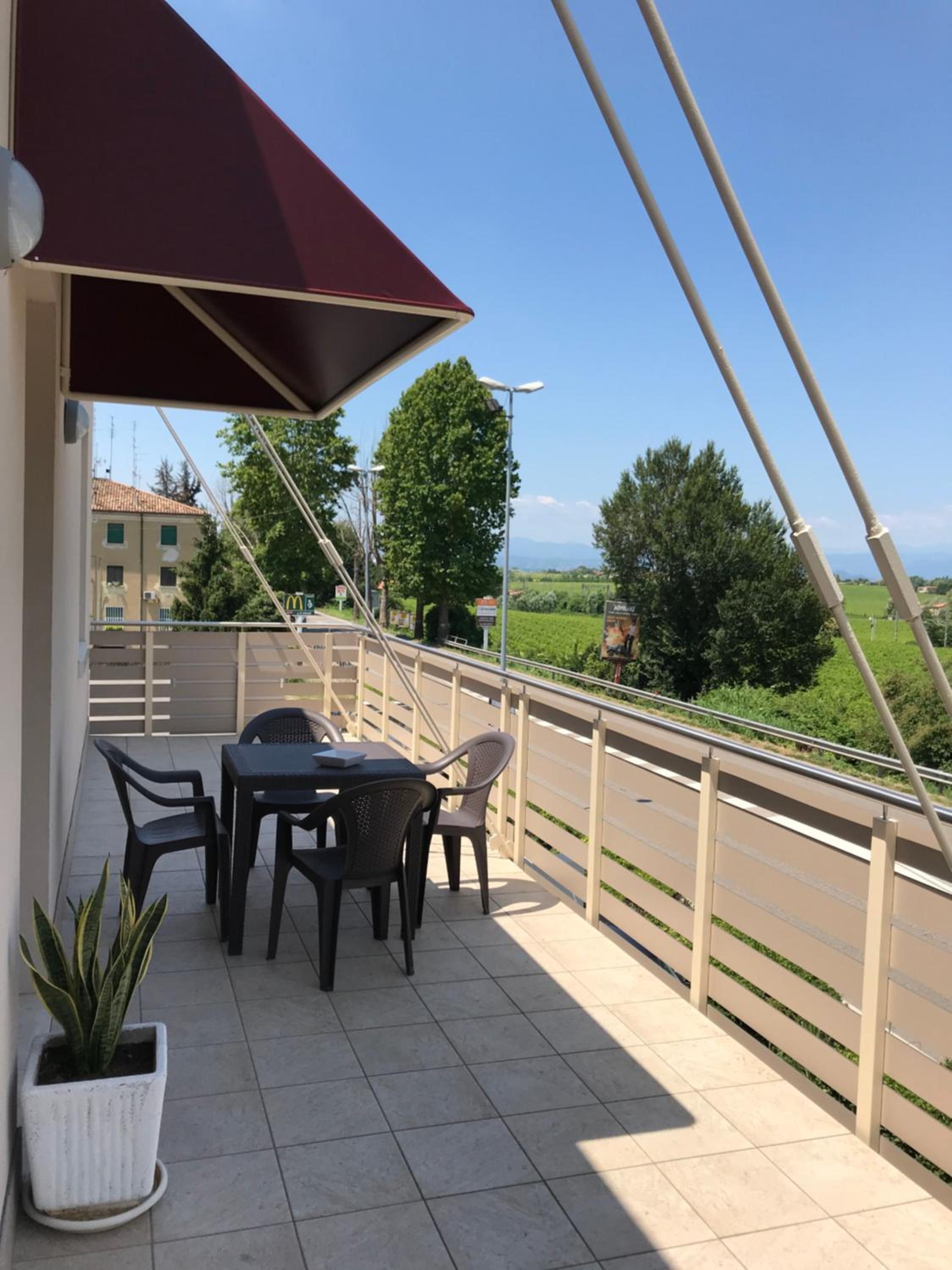 Gardaselle Holiday Rooms view 2