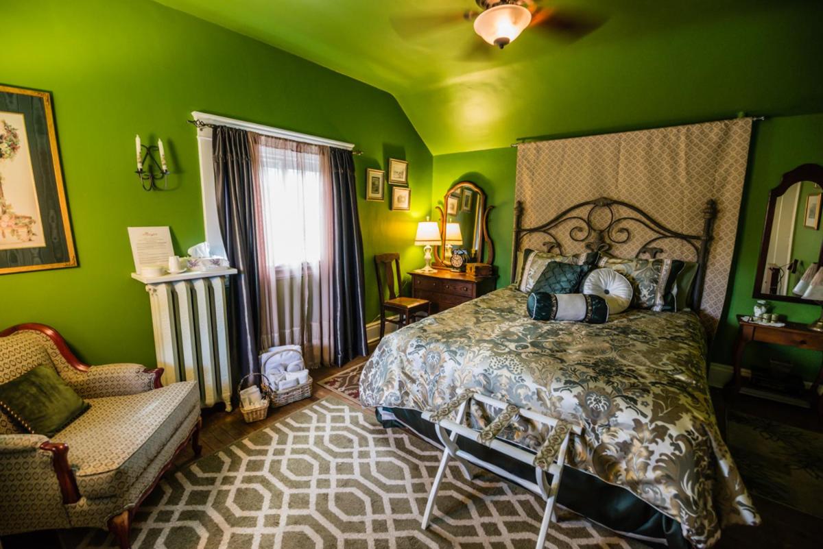 Avonview Manor