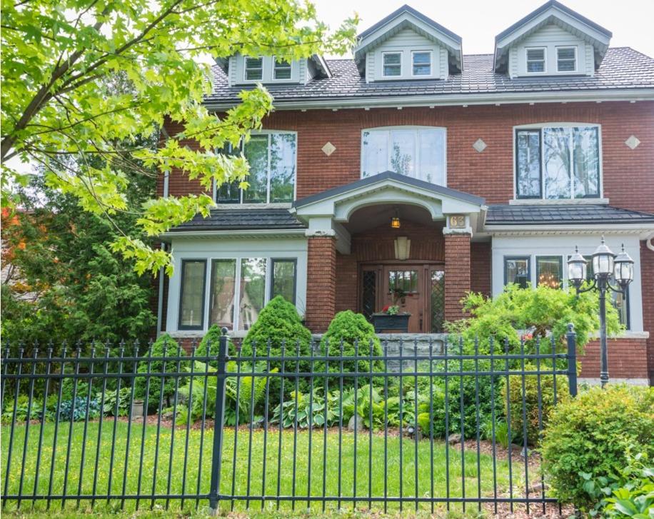 Avonview Manor