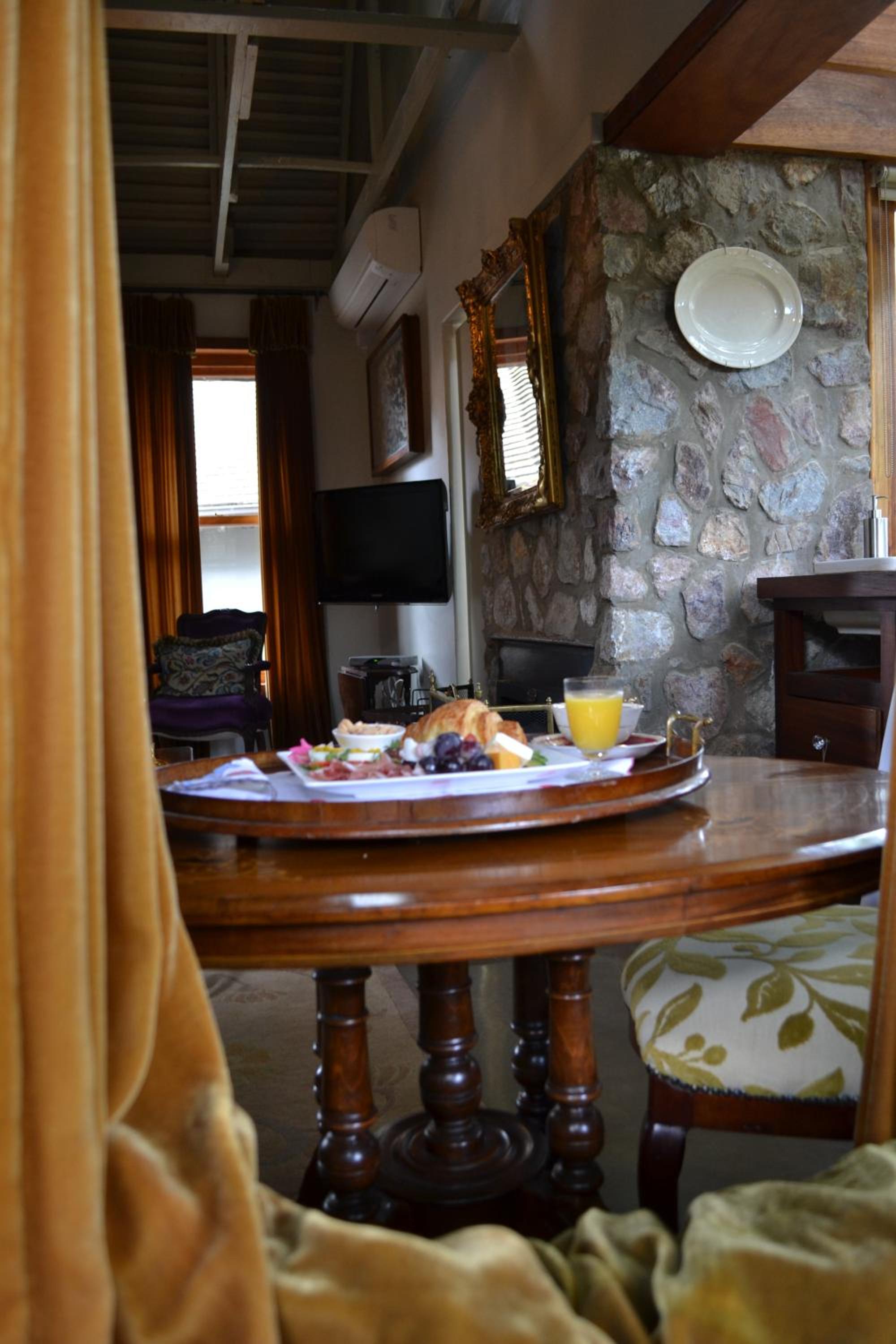 Festina Lente Guesthouse