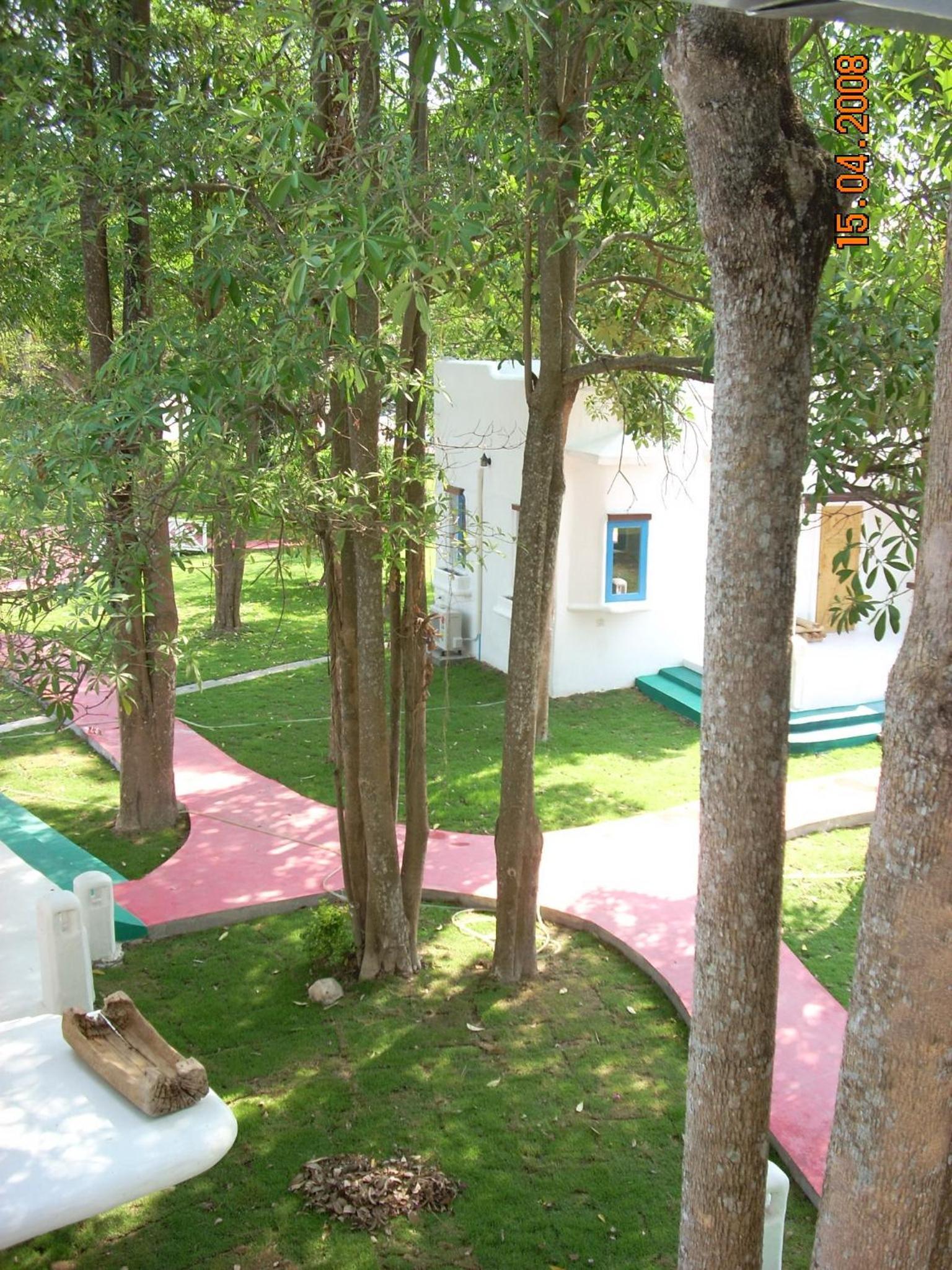Scenic Riverside Resort