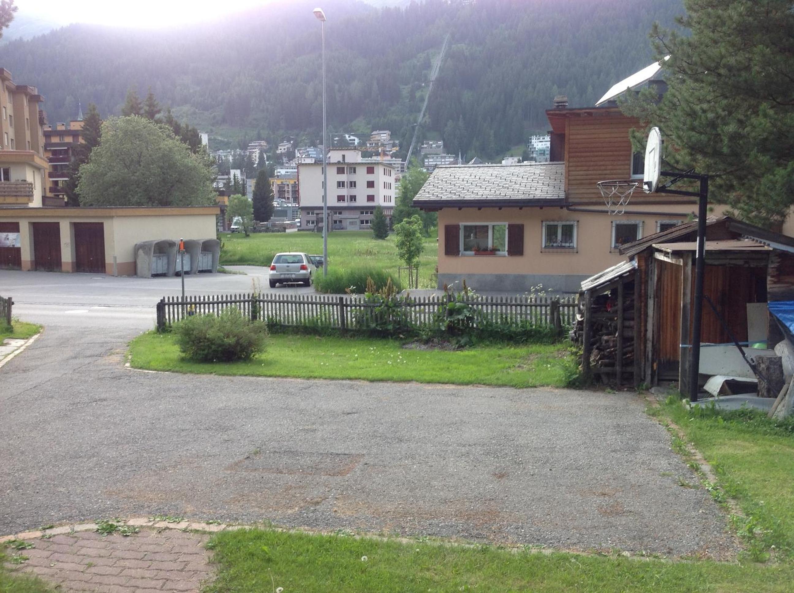 Photo 8