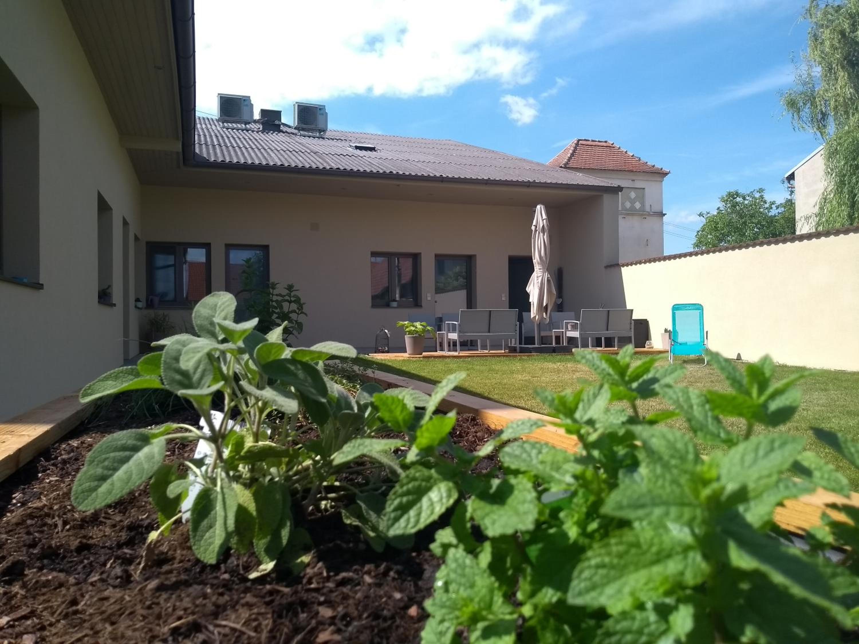Sabines Apartments Ferienwohnungen