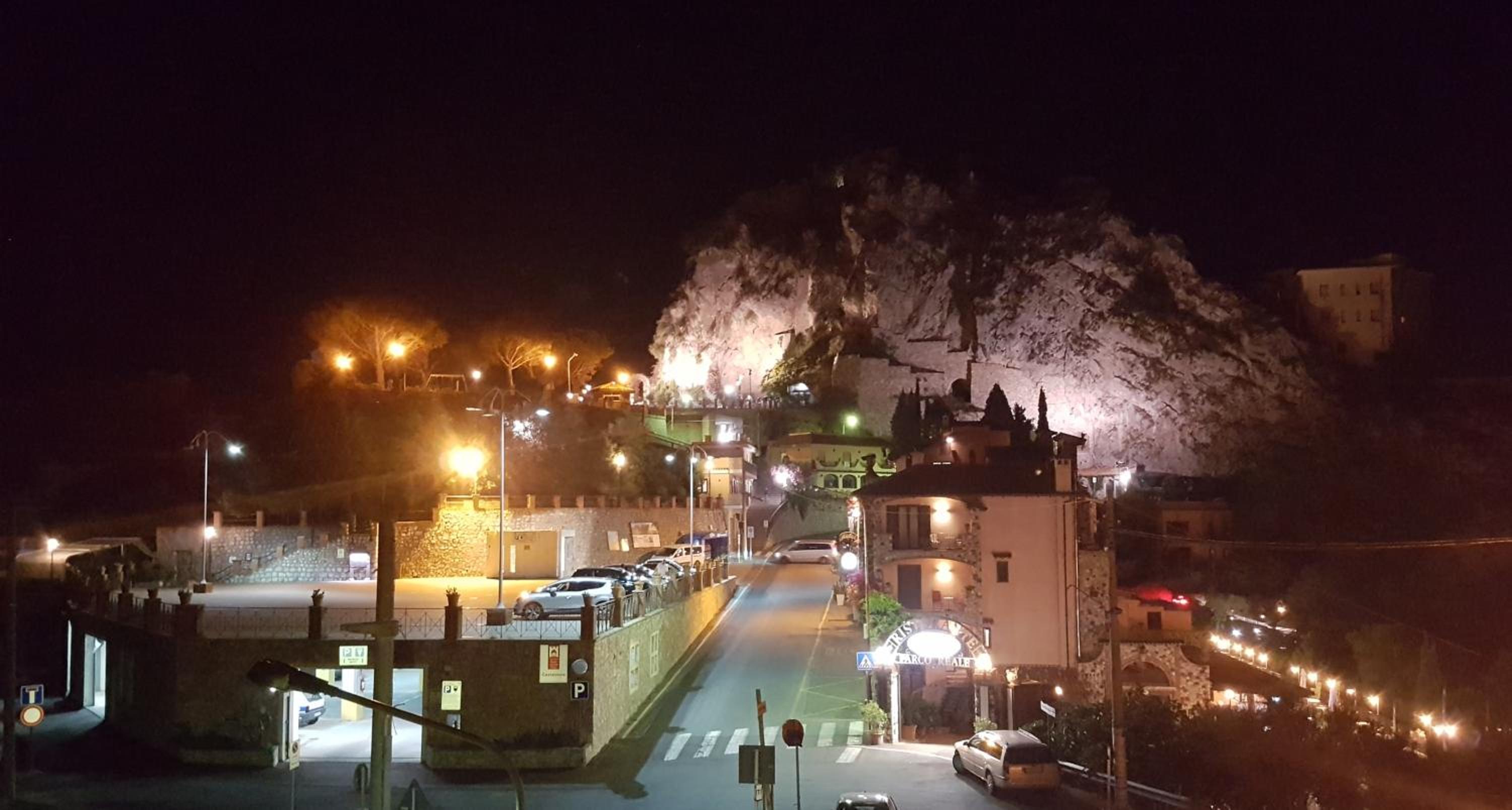 Casa "Rocca di Mola" view 4