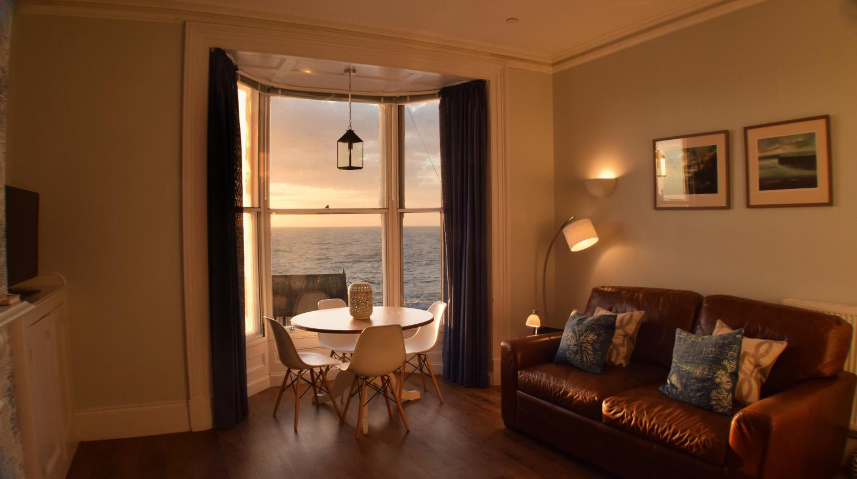 Awel Mor 3 Luxury Apartment view 4