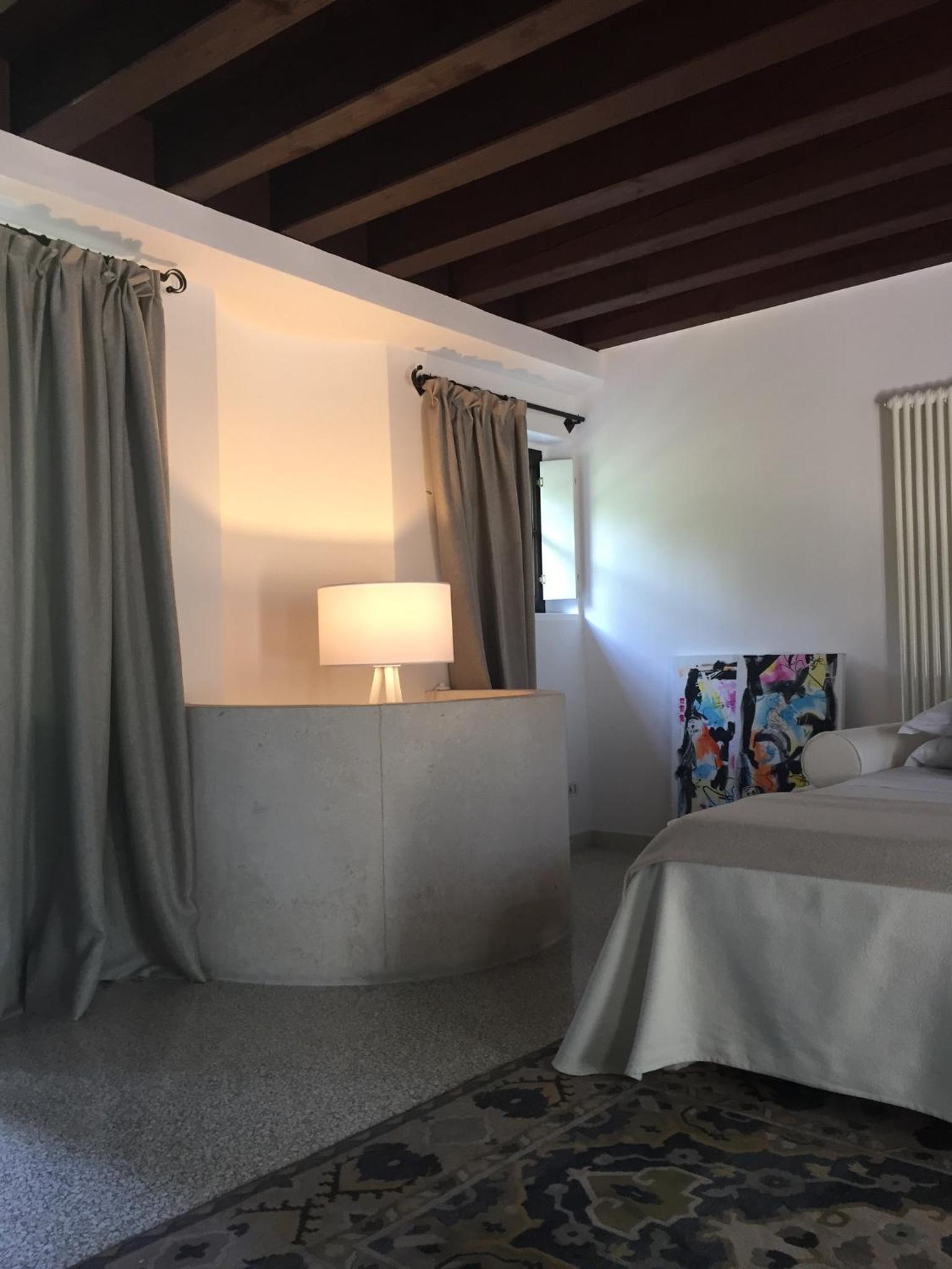 Ca' Bert Villa dei Glicini B&B