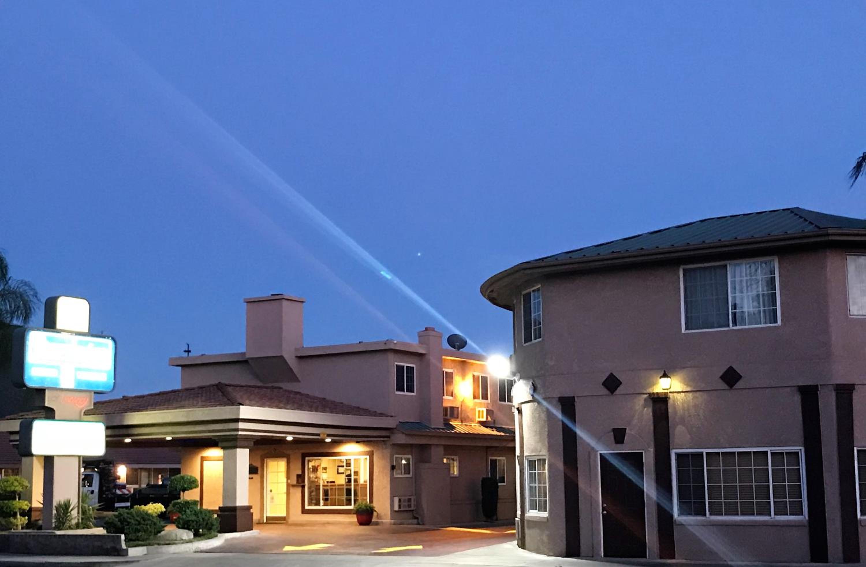 Merced Vacations - Travelodge by Wyndham Merced Yosemite - Property Image 16