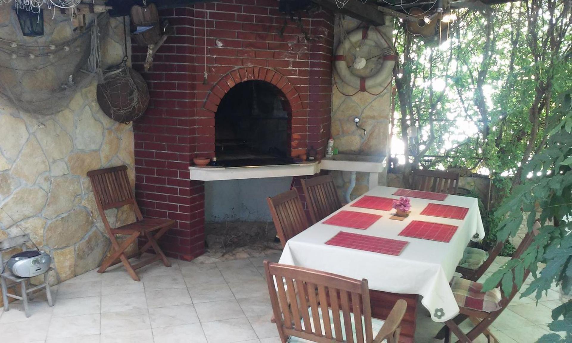 House Filip view 3