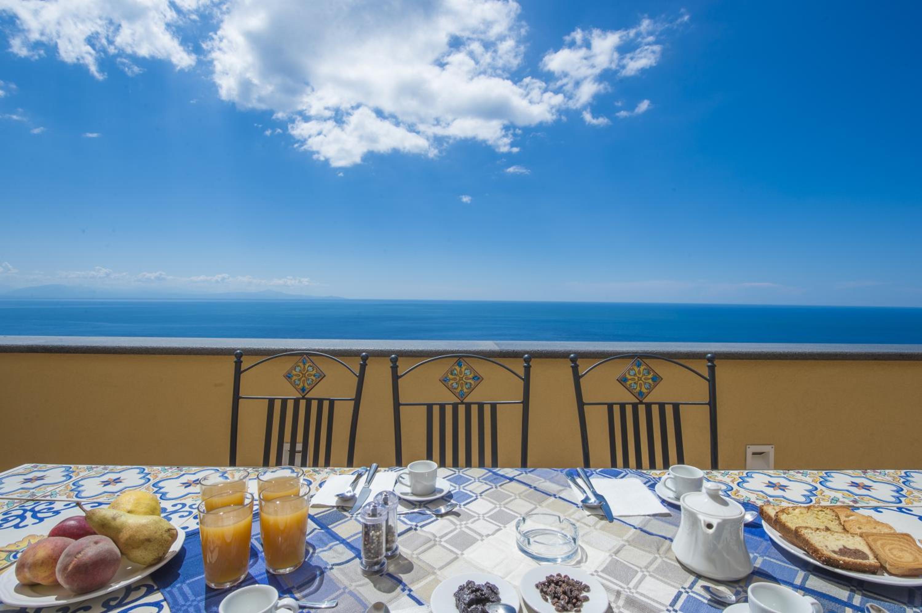 Golden Vaults Praiano