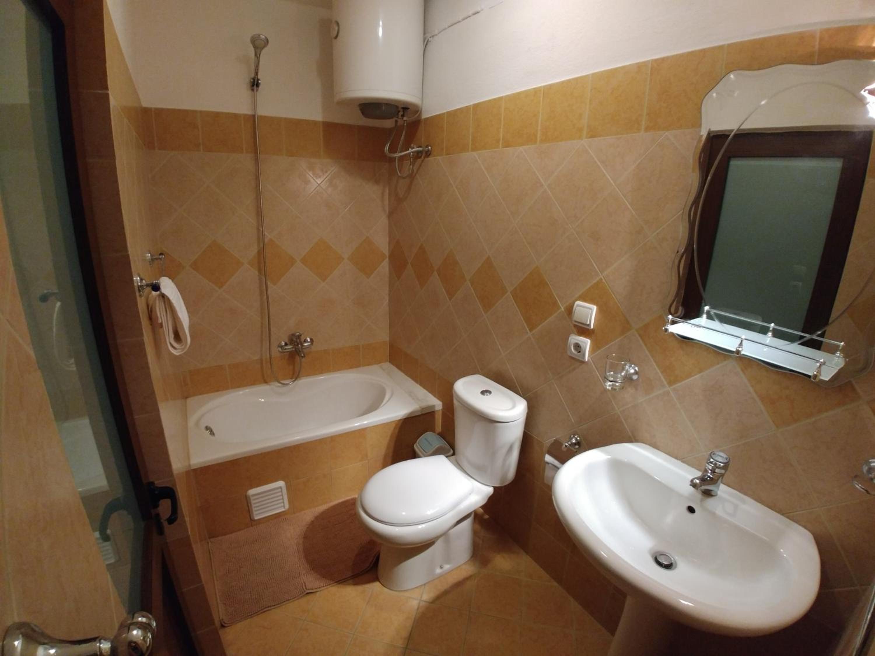 Guest House Urat