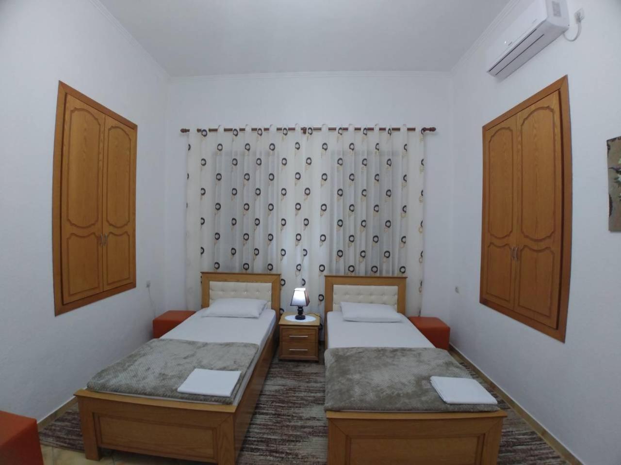 Guest House Urat