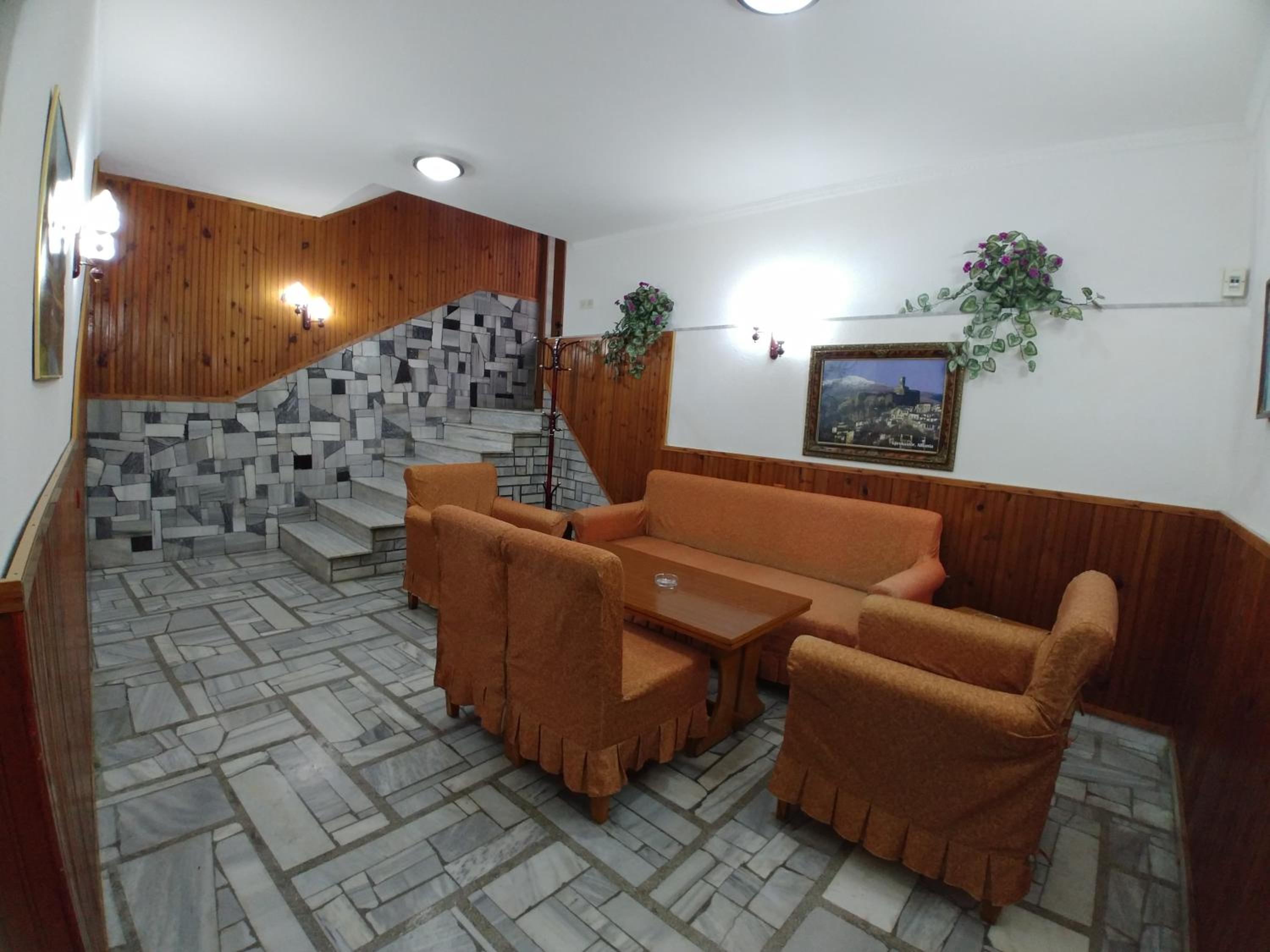 Guest House Urat