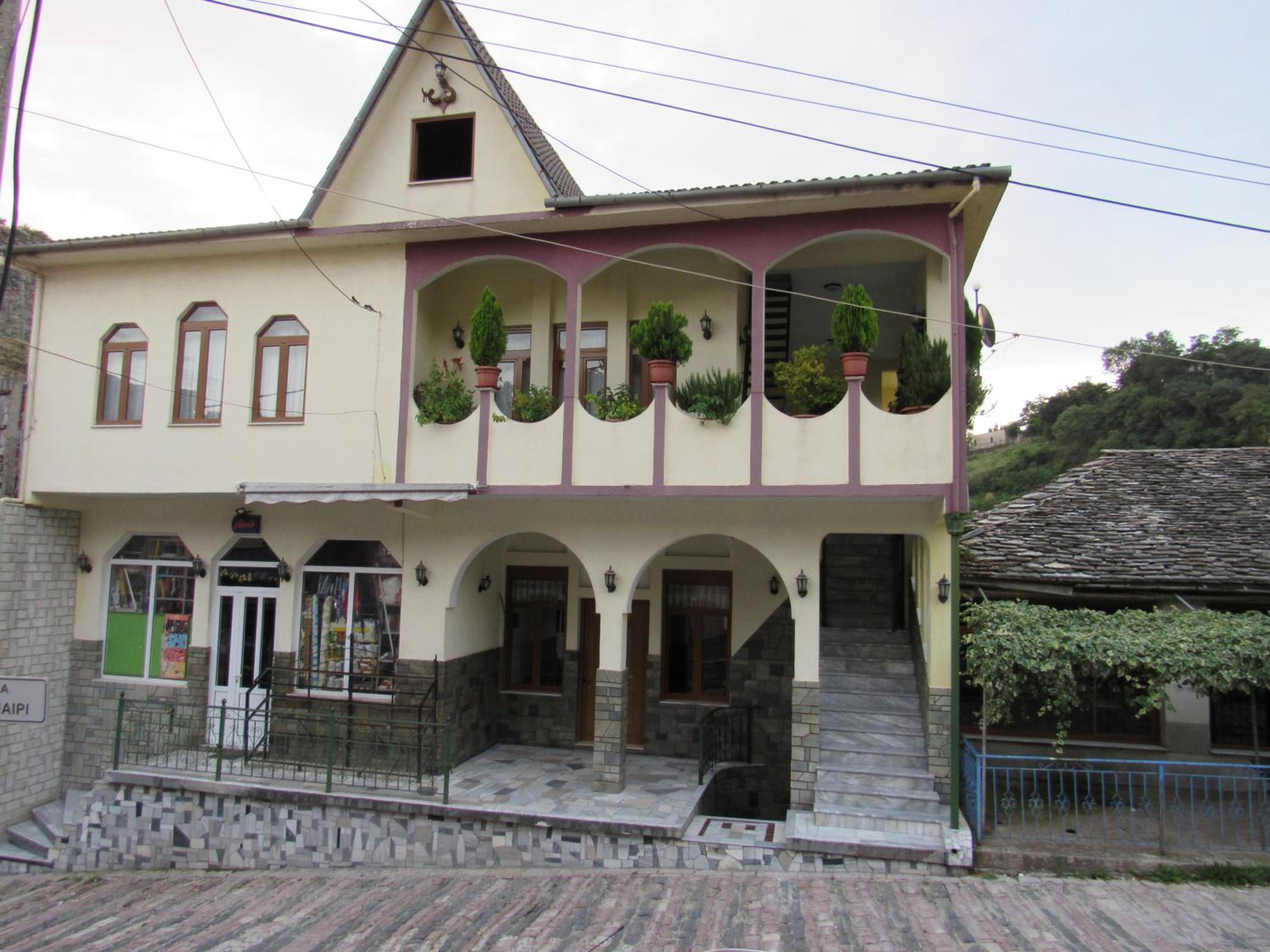 Guest House Urat