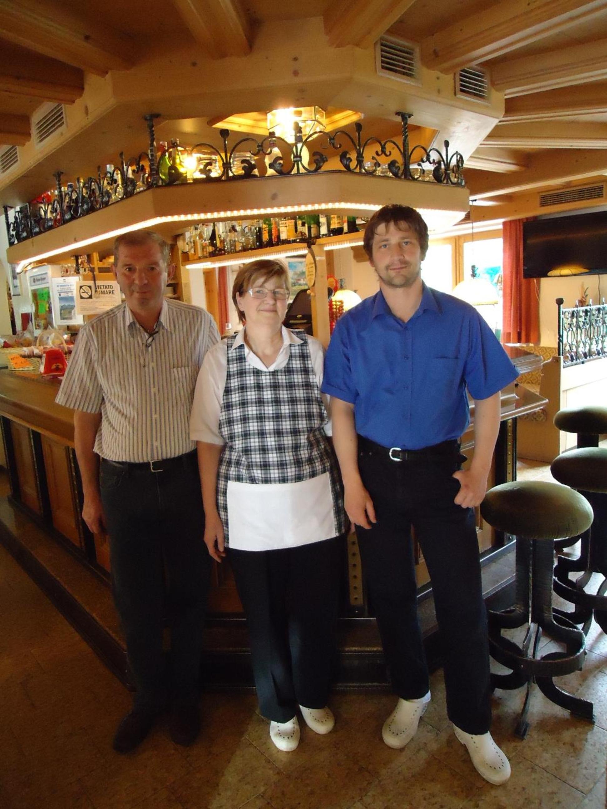 bar