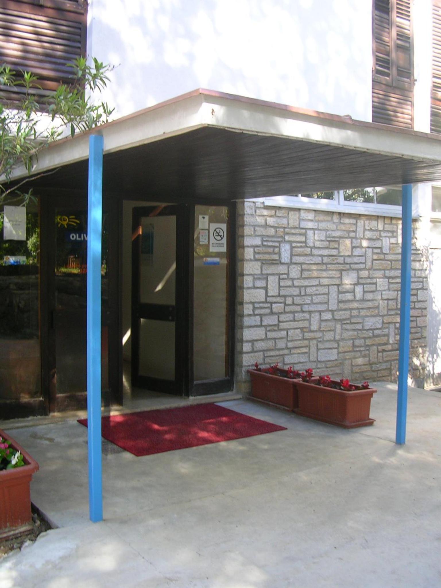 outdoor BBQ area