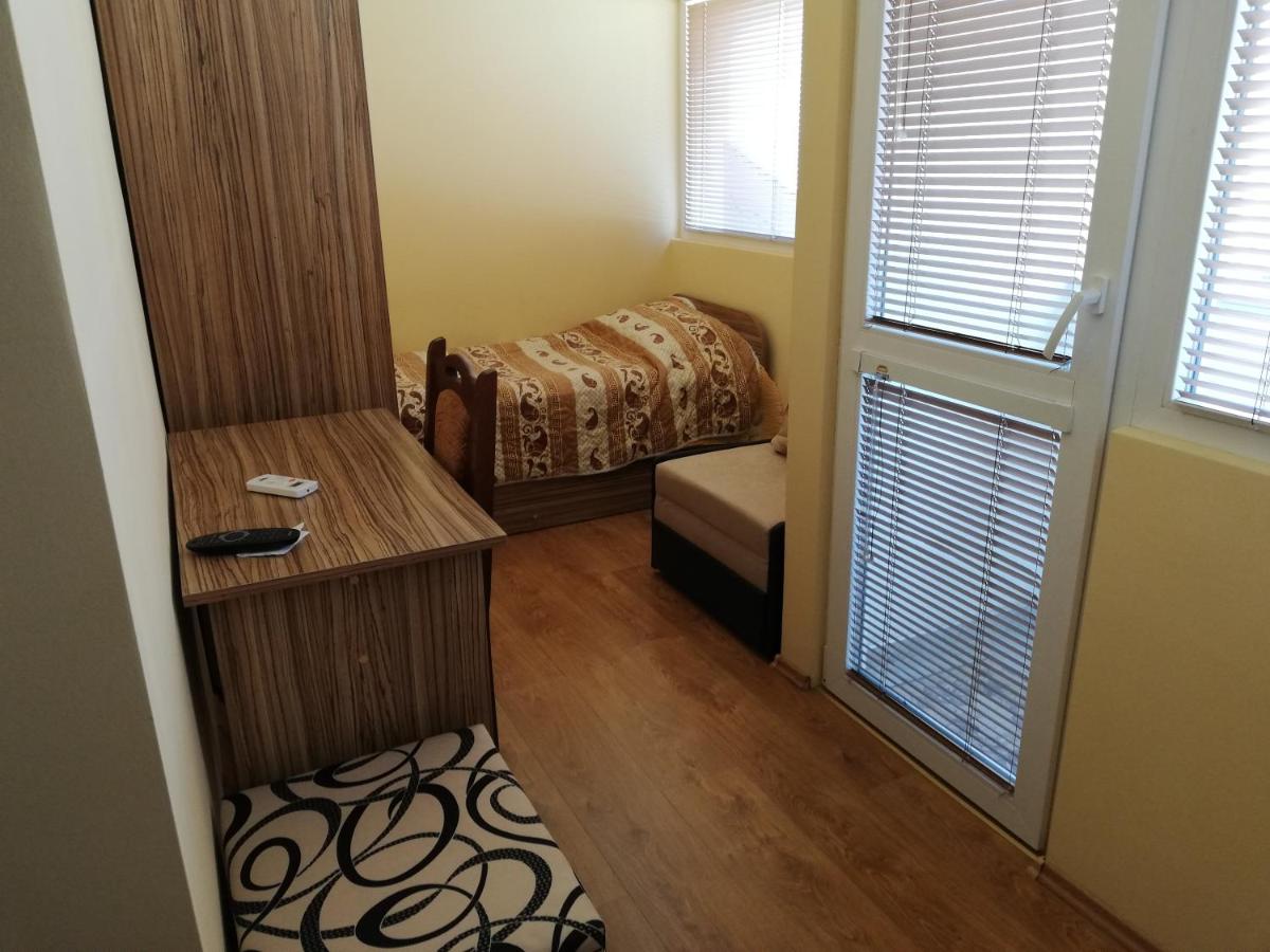 Guest House Emi