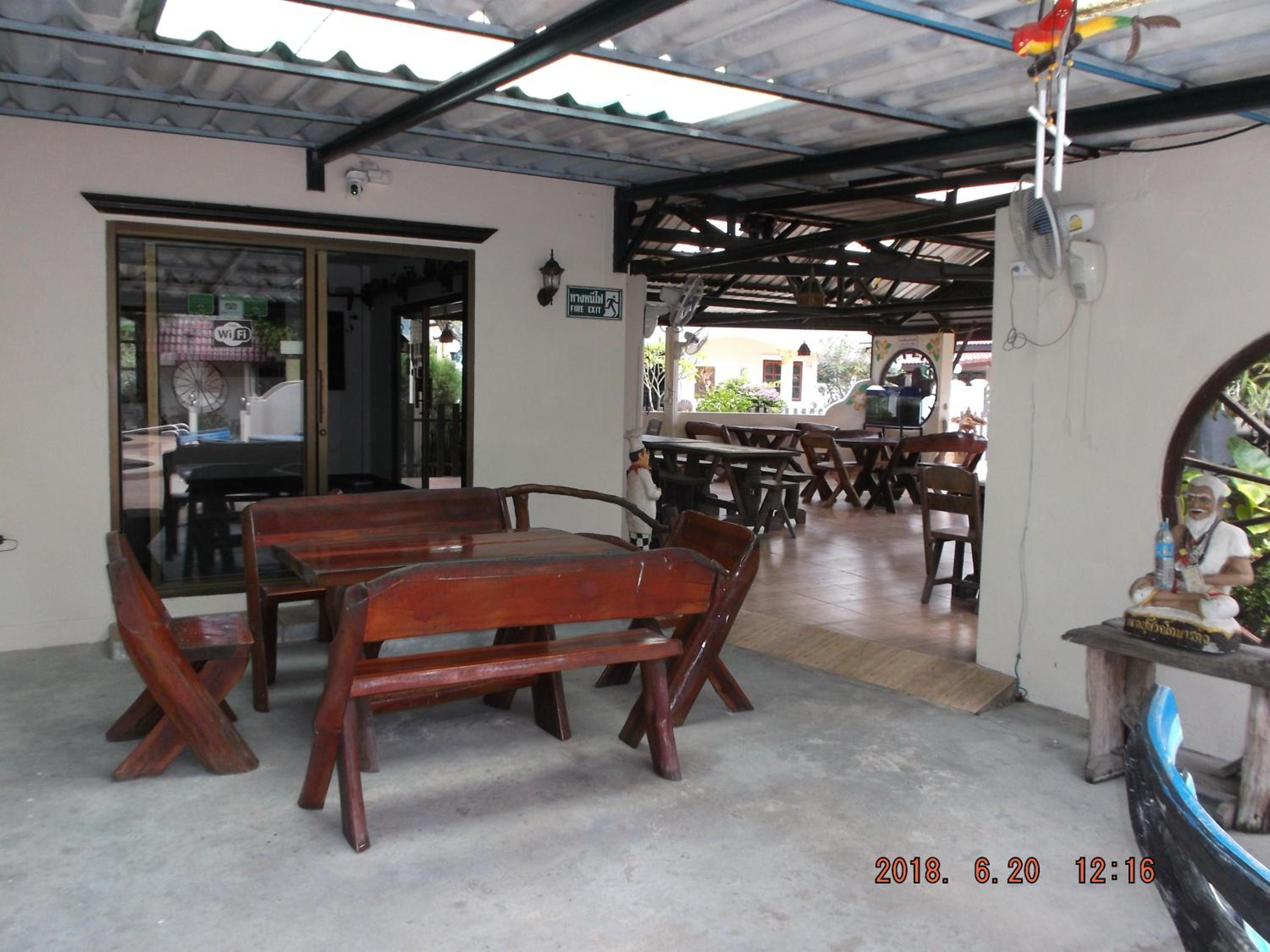 Photo 13