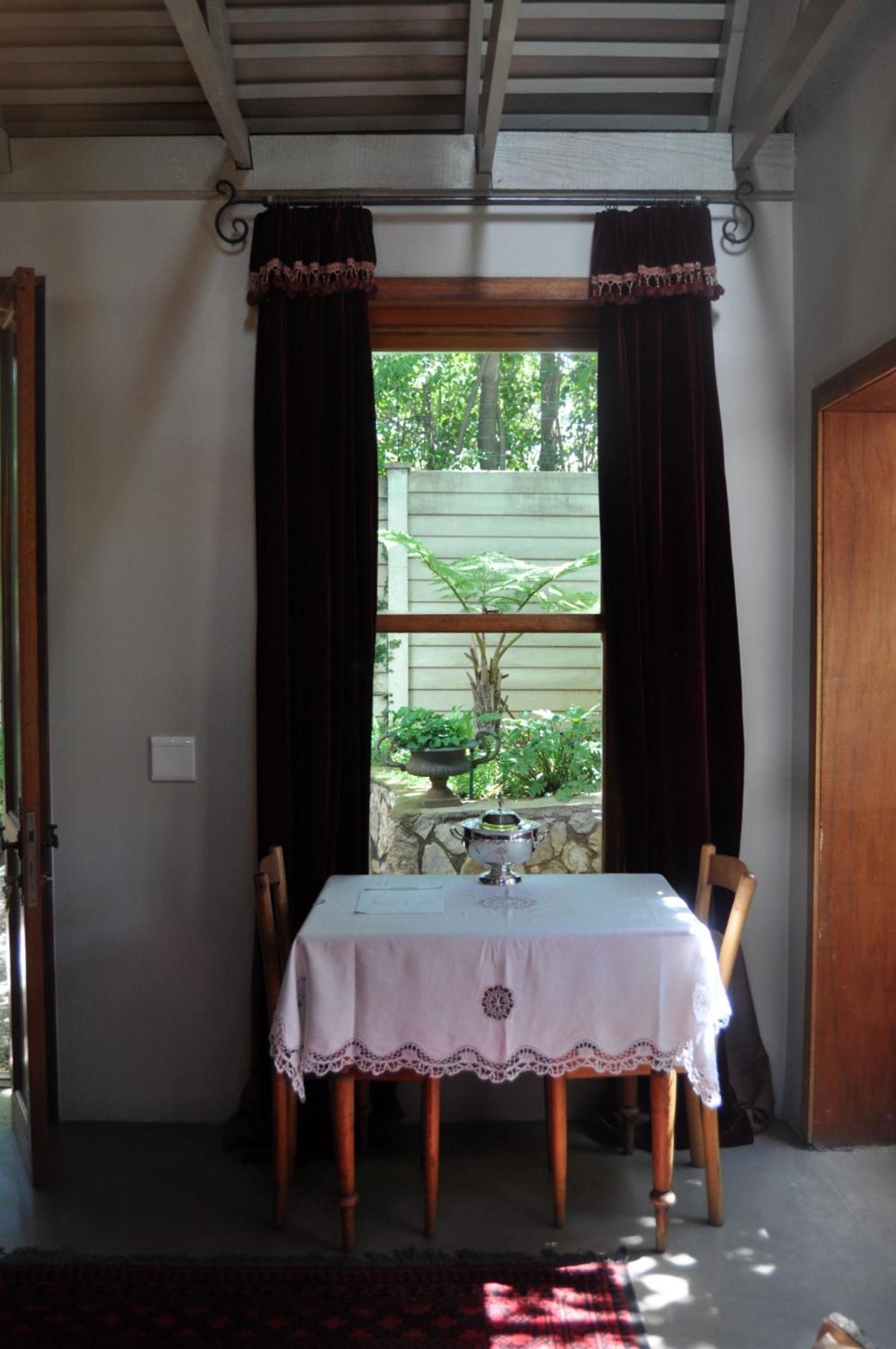 Festina Lente Guesthouse