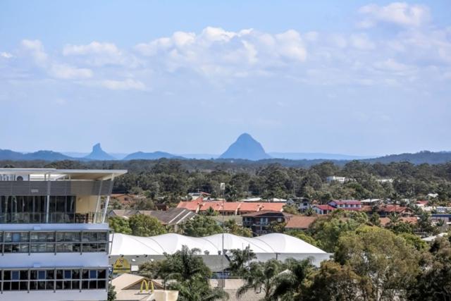 Beachfront Mooloolaba Apartment- 7th Floor in the Landmark Resort