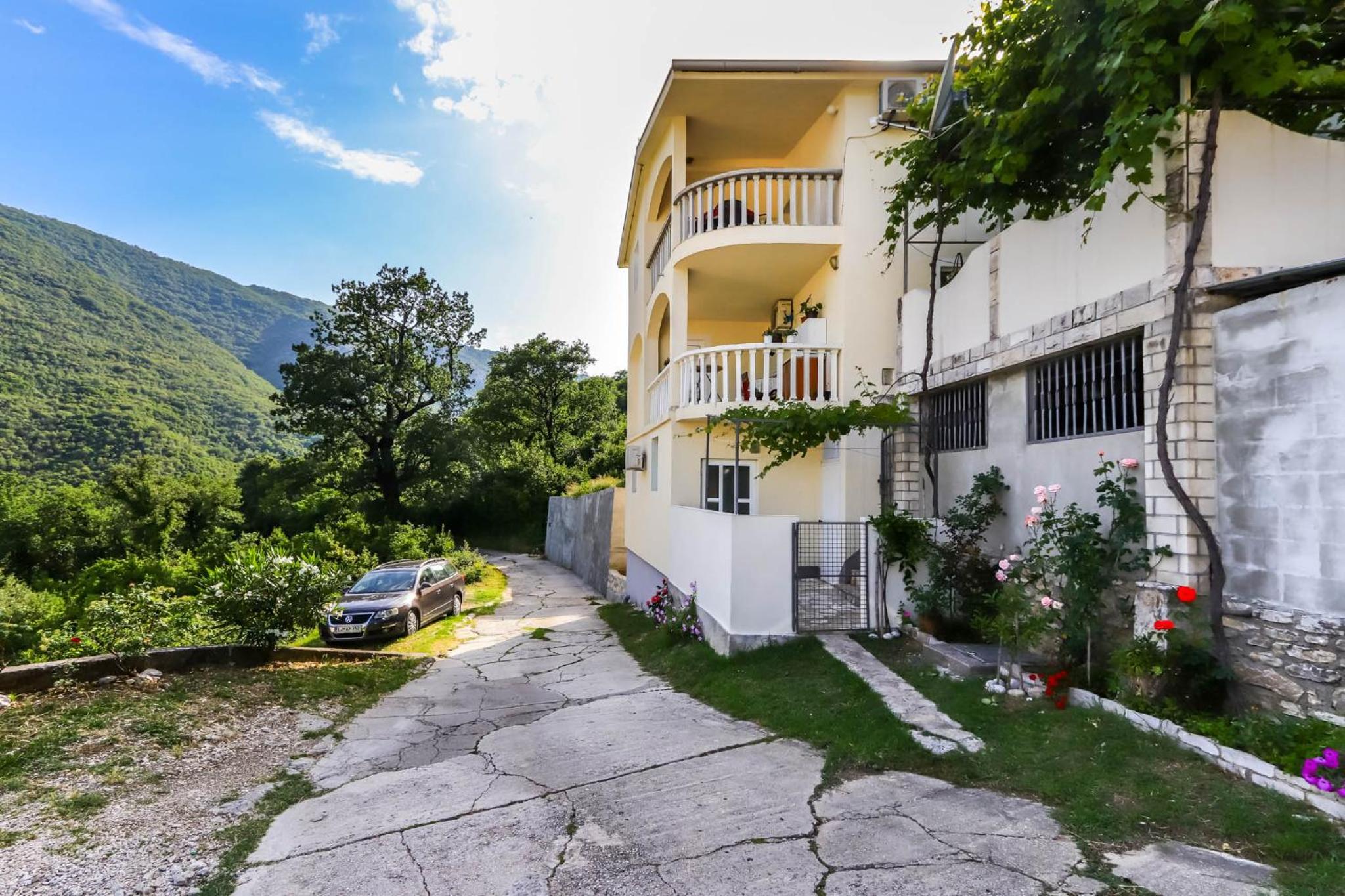 Apartments Zeko