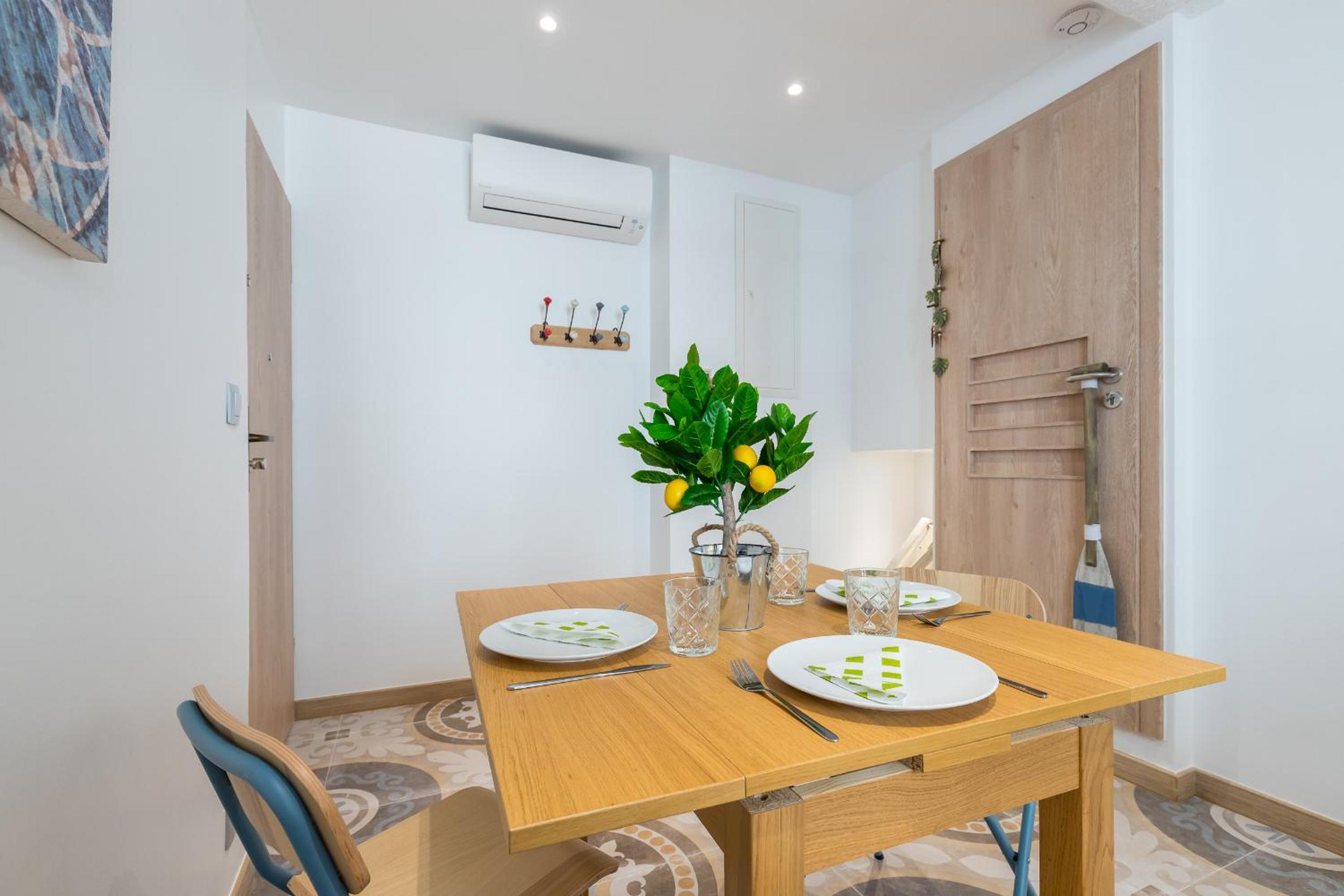Valbonne Flat