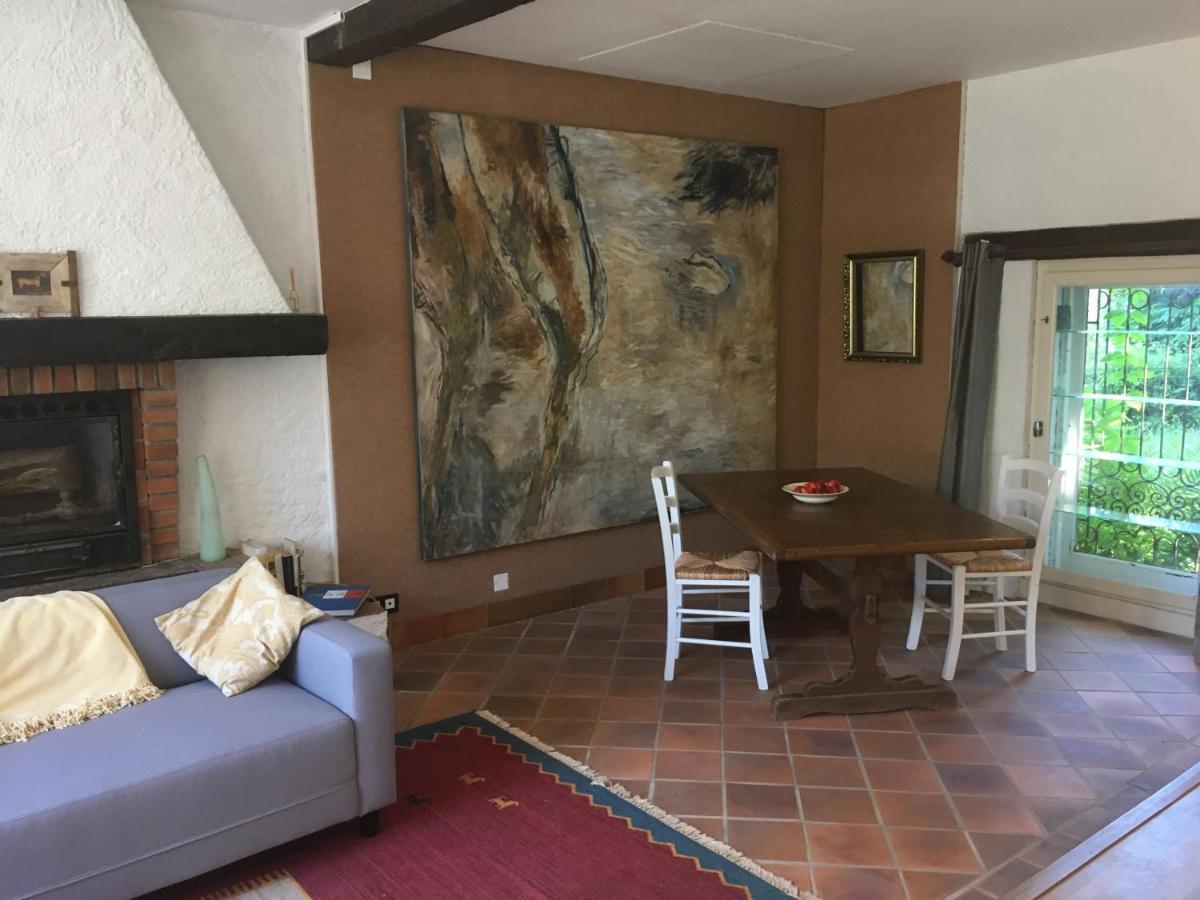 Maison Lyre, Pompadour view 5