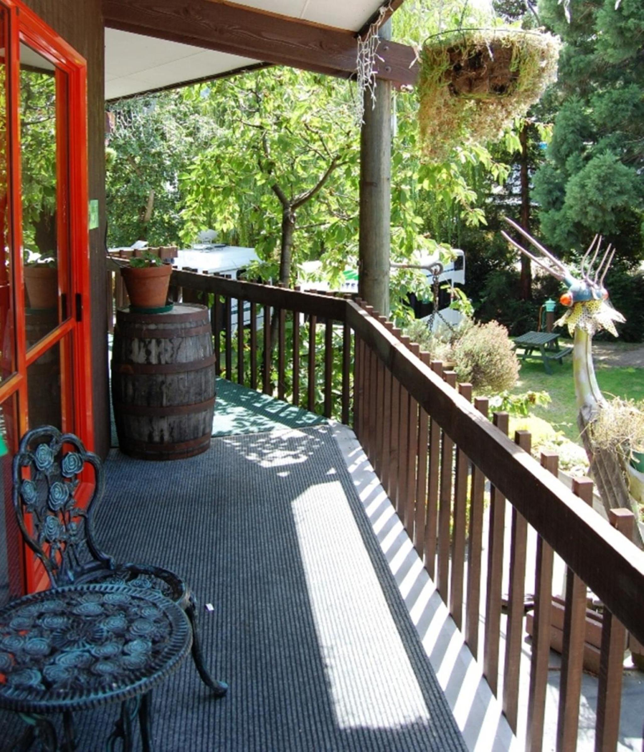 Queenstown Holiday Park Creeksyde