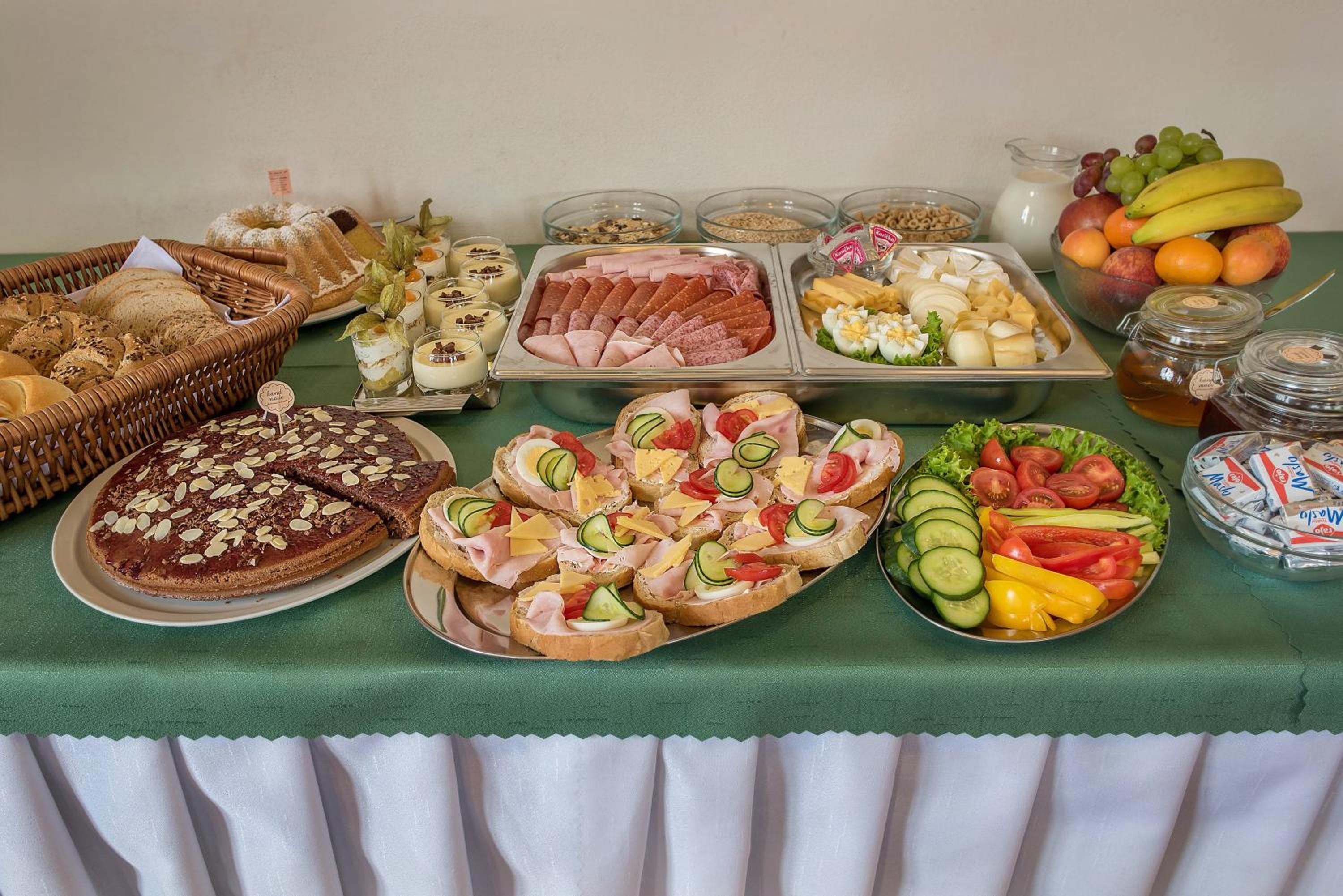 Maravar - Pivný Wellness Adults Only