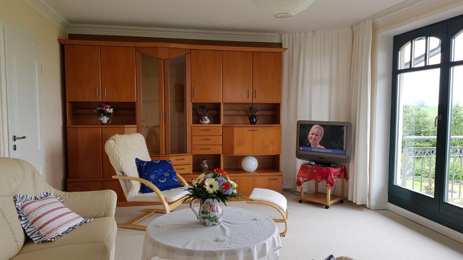 Ferienwohnung "Am Grün" view 4