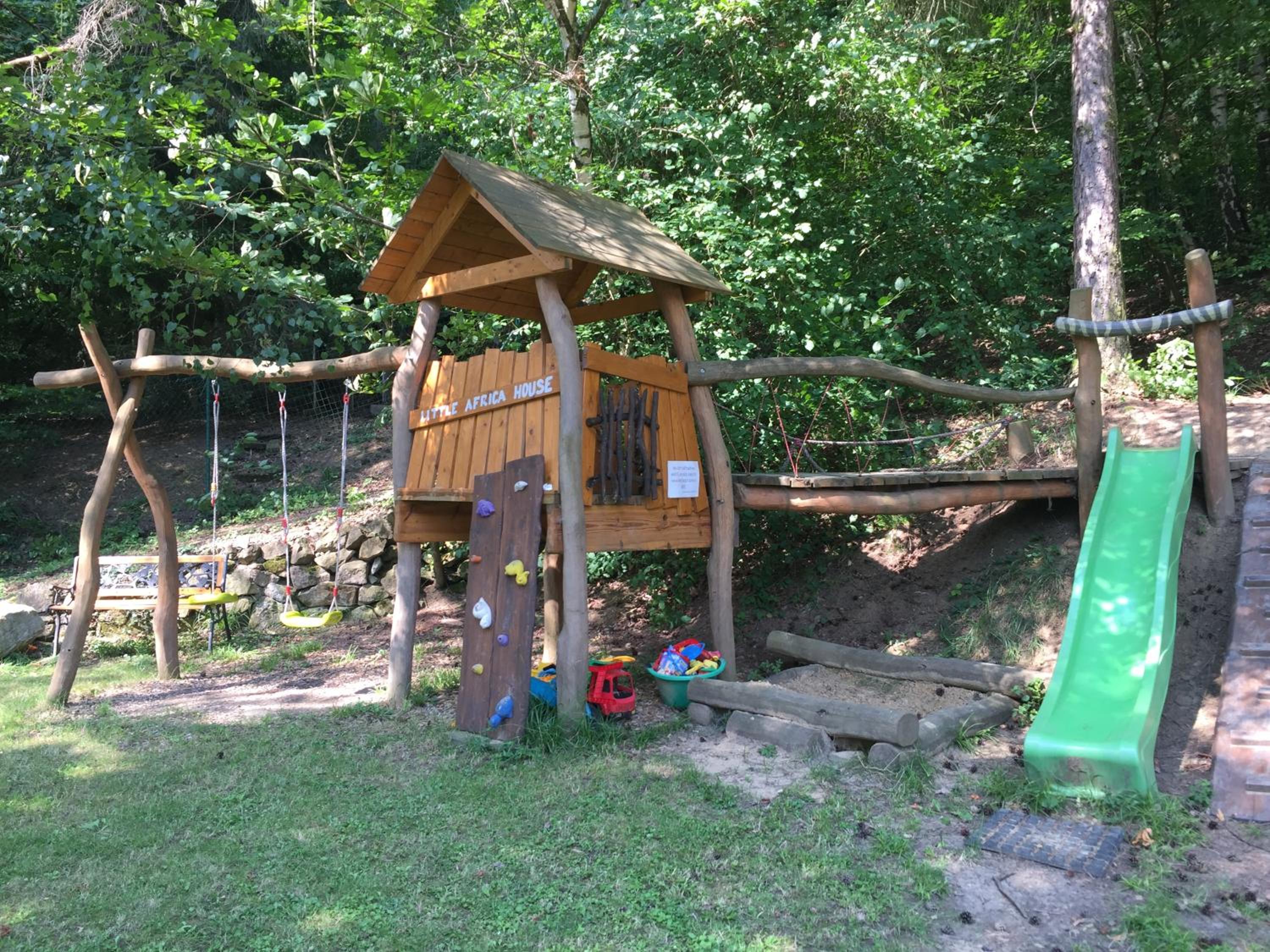 Photo 48