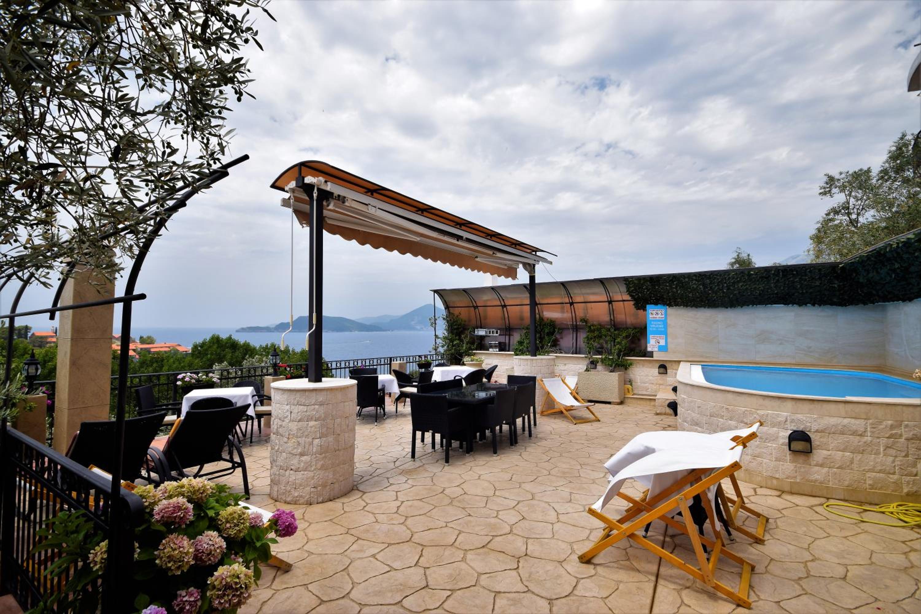 Monte Perla Residence