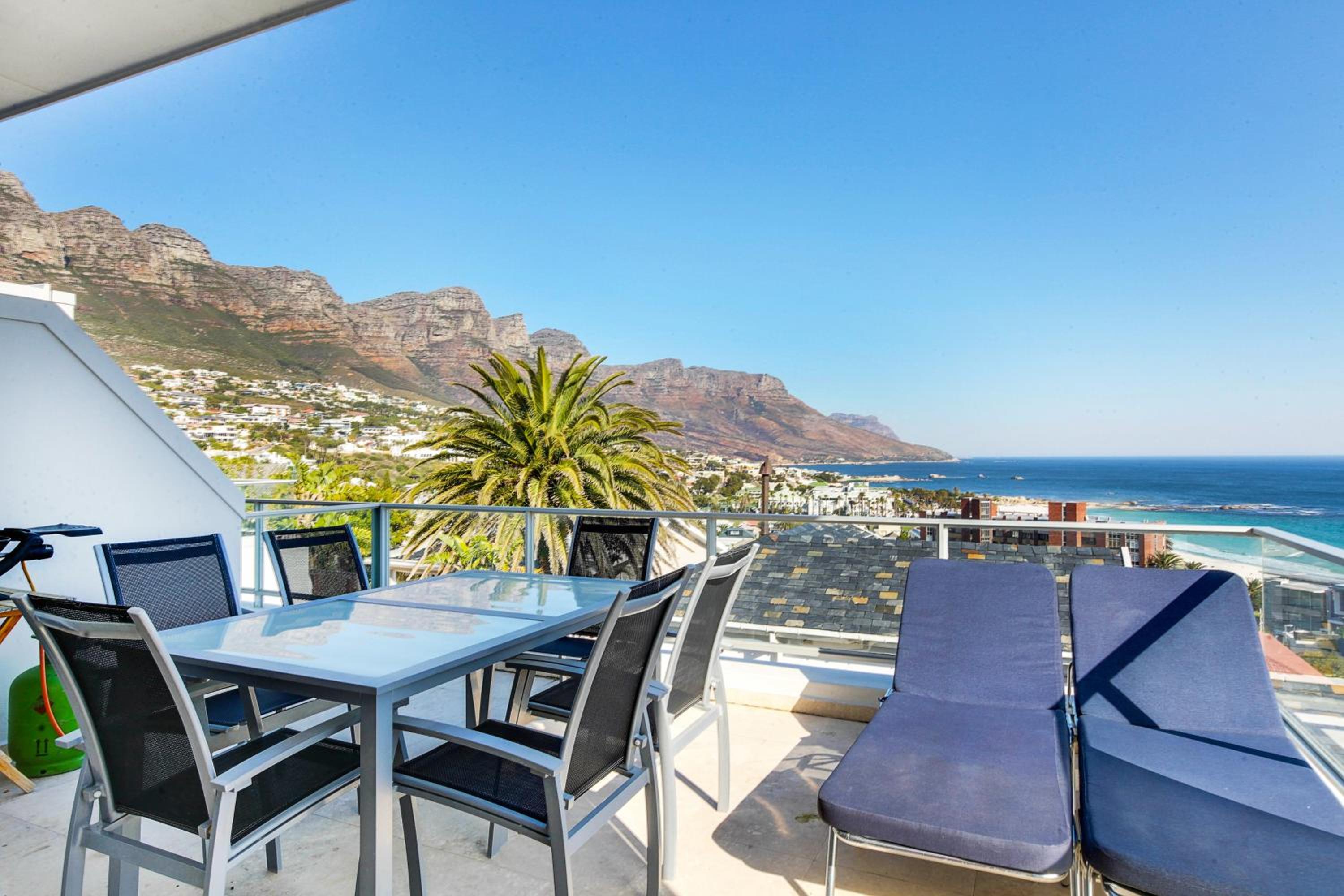 Luxury Townhouse with Ocean and Mountain Views view 3