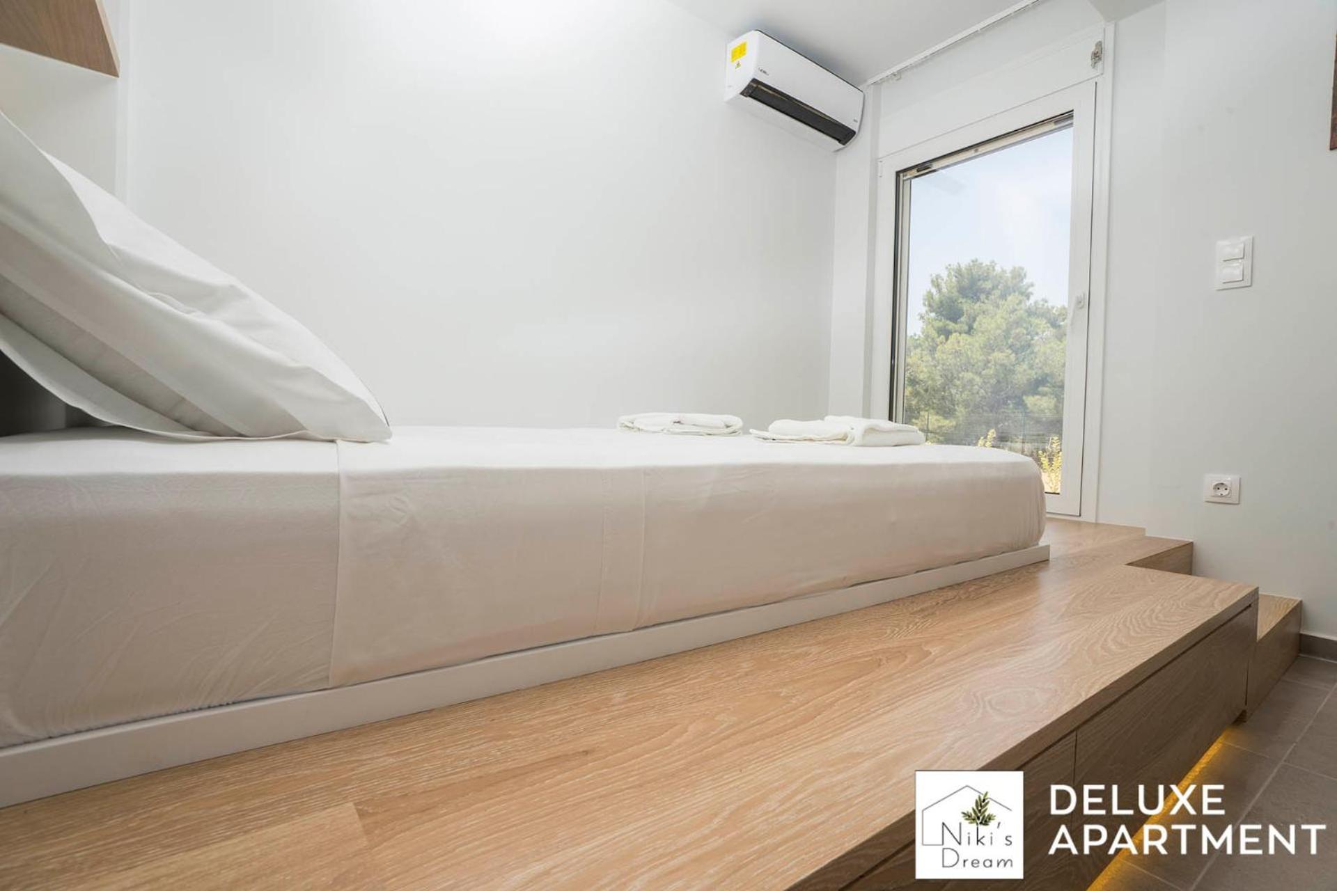Nikis Dream Comfy Apartments view 5