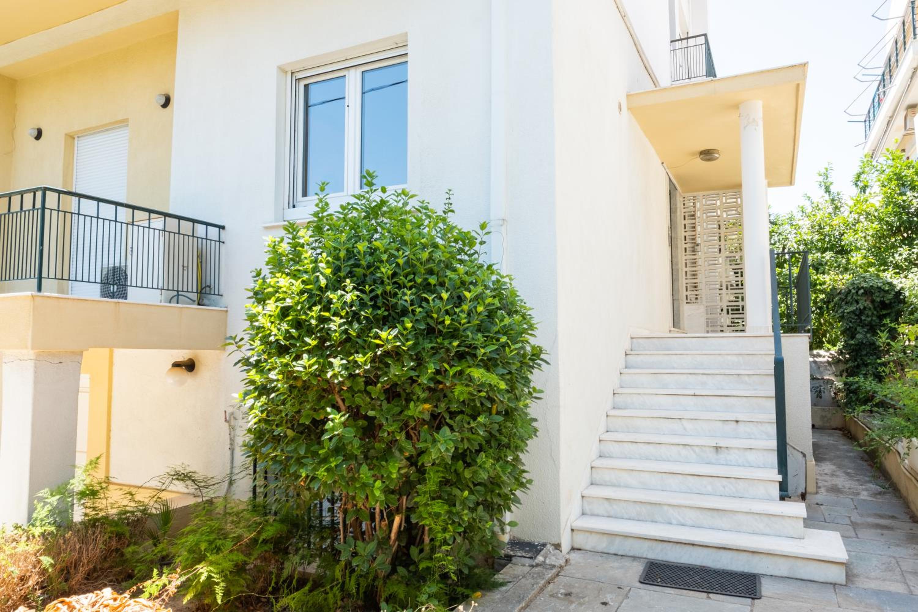 Chalandri Home Away